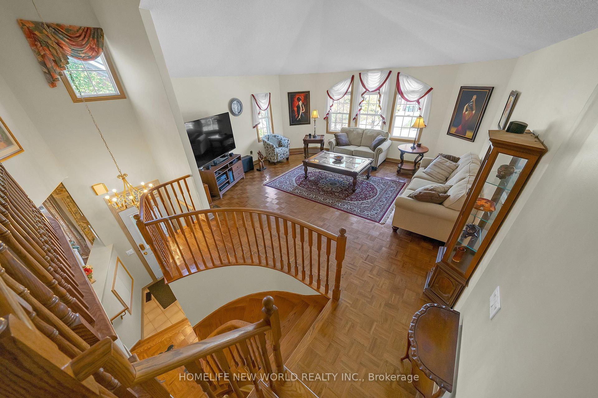 Photo 61 of 2326 Yorktown Circle, Mississauga, Central Erin Mills — HOMEH
