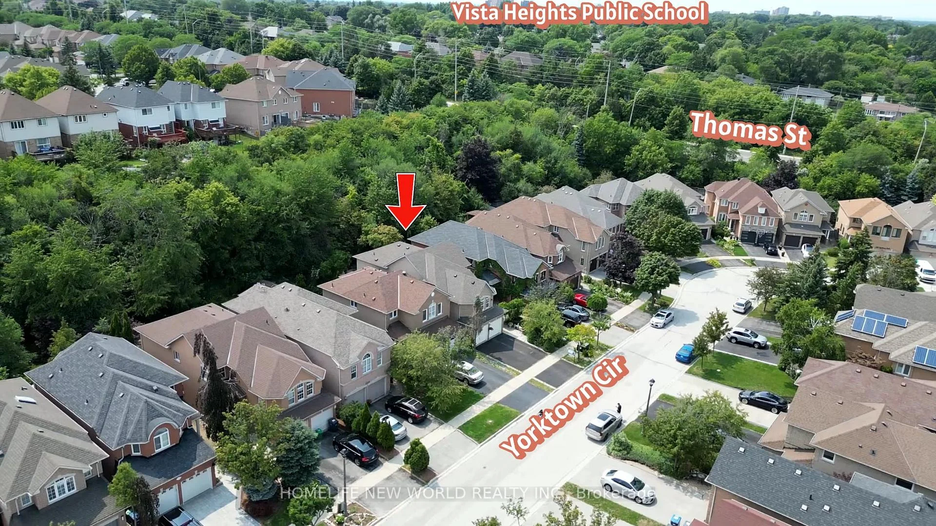 Photo 6 of 2326 Yorktown Circle, Mississauga, Central Erin Mills — HOMEH