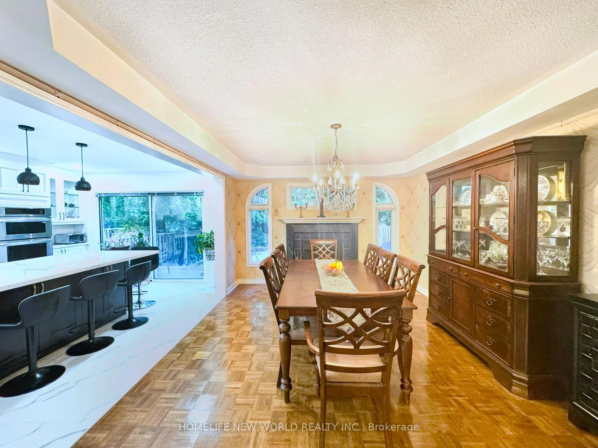 Photo 24 of 2326 Yorktown Circle, Mississauga, Central Erin Mills — HOMEH