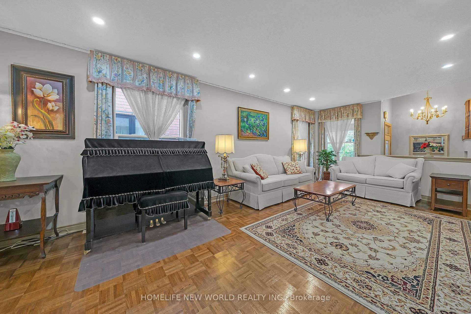 Photo 28 of 2326 Yorktown Circle, Mississauga, Central Erin Mills — HOMEH