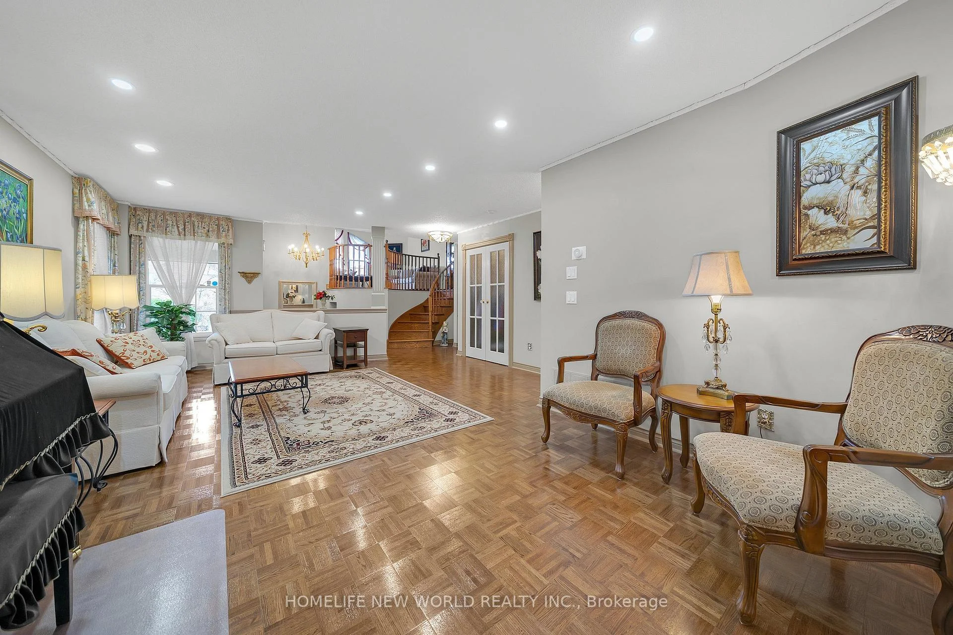 Photo 31 of 2326 Yorktown Circle, Mississauga, Central Erin Mills — HOMEH