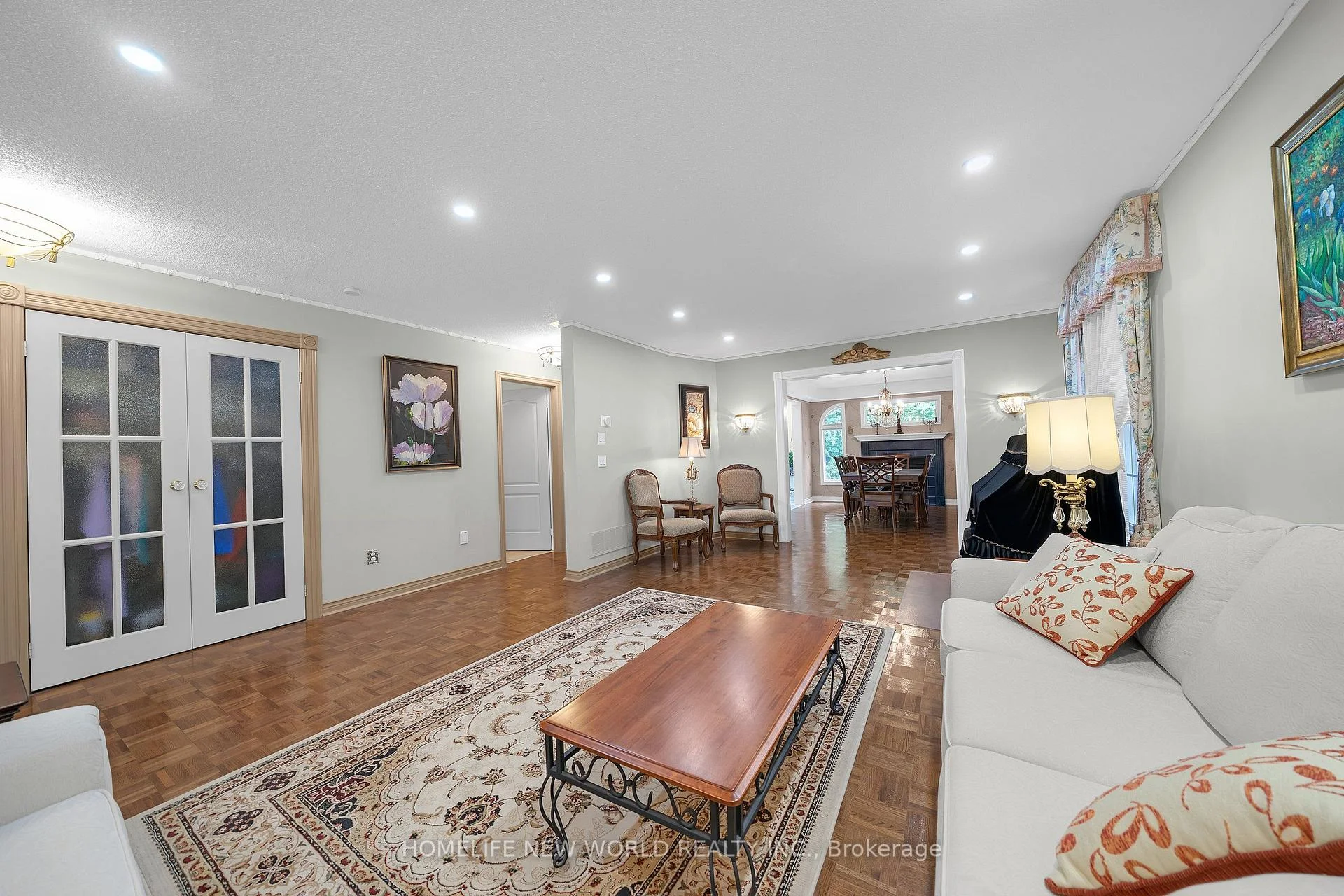 Photo 34 of 2326 Yorktown Circle, Mississauga, Central Erin Mills — HOMEH