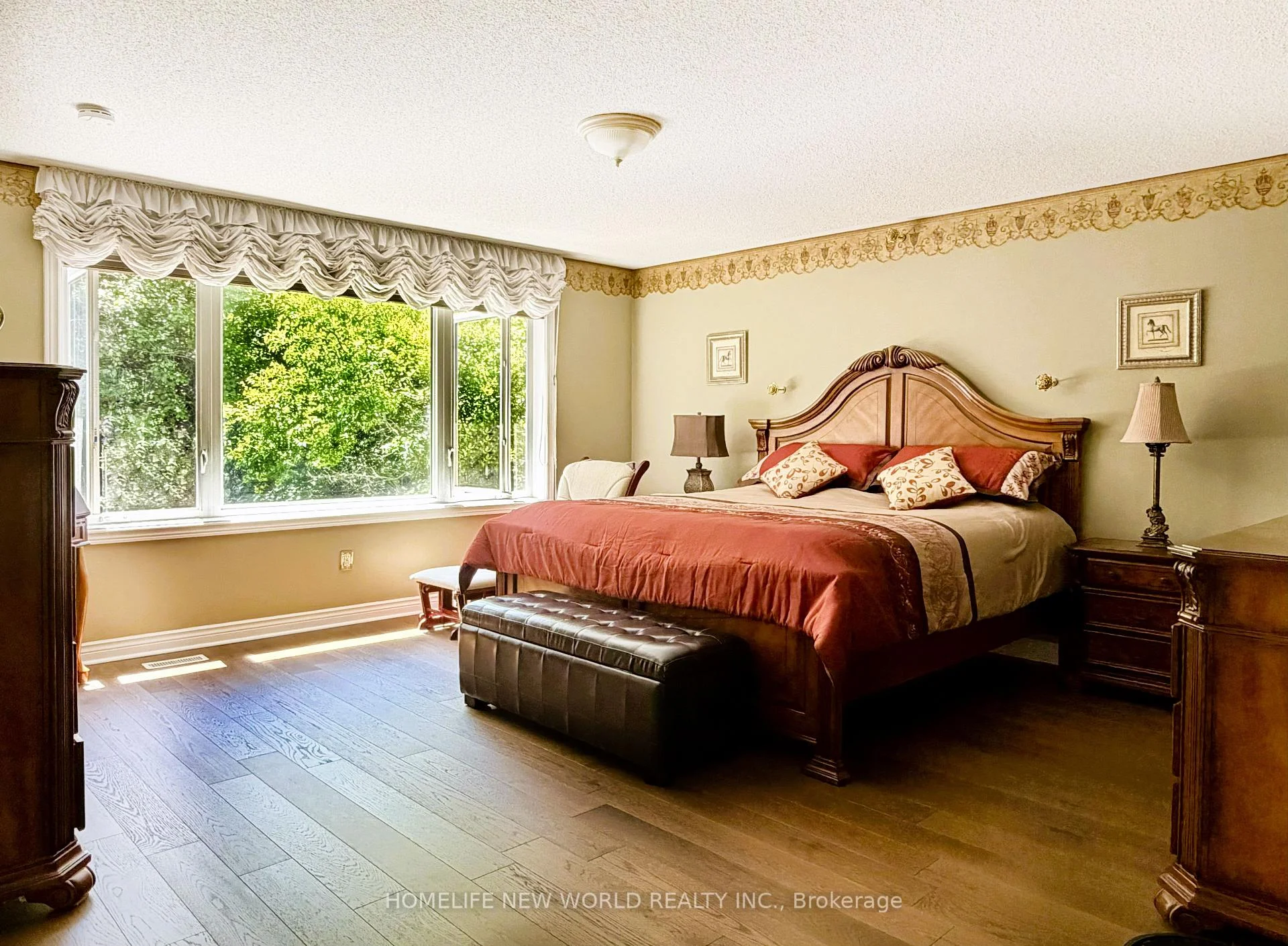 Photo 38 of 2326 Yorktown Circle, Mississauga, Central Erin Mills — HOMEH