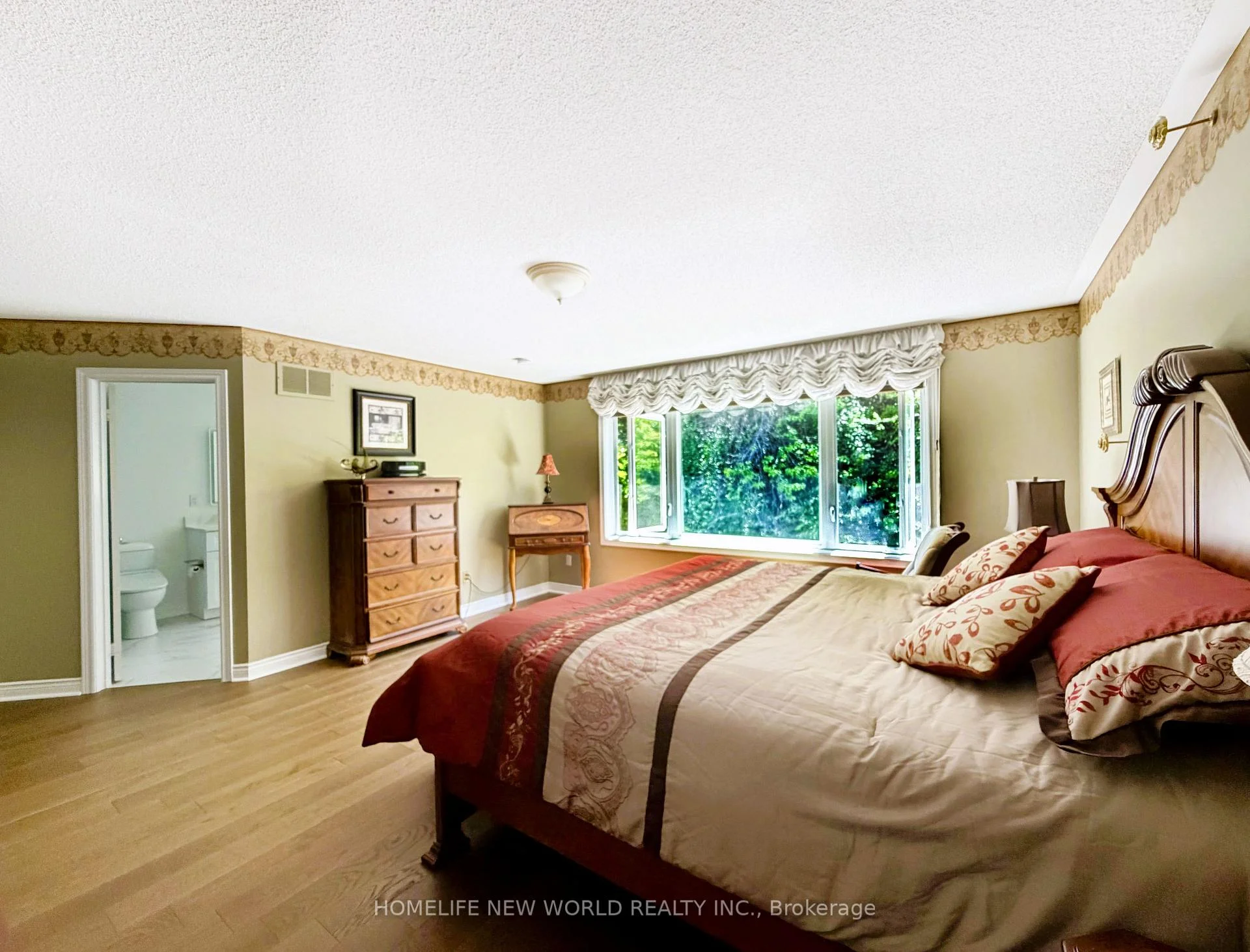 Photo 42 of 2326 Yorktown Circle, Mississauga, Central Erin Mills — HOMEH