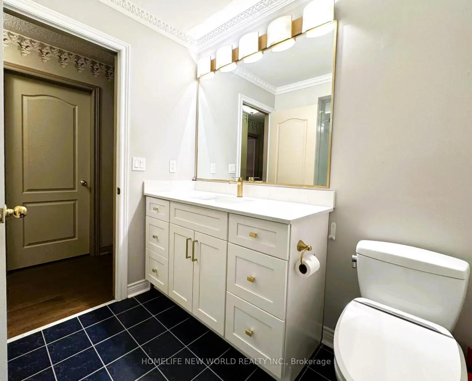 Photo 56 of 2326 Yorktown Circle, Mississauga, Central Erin Mills — HOMEH