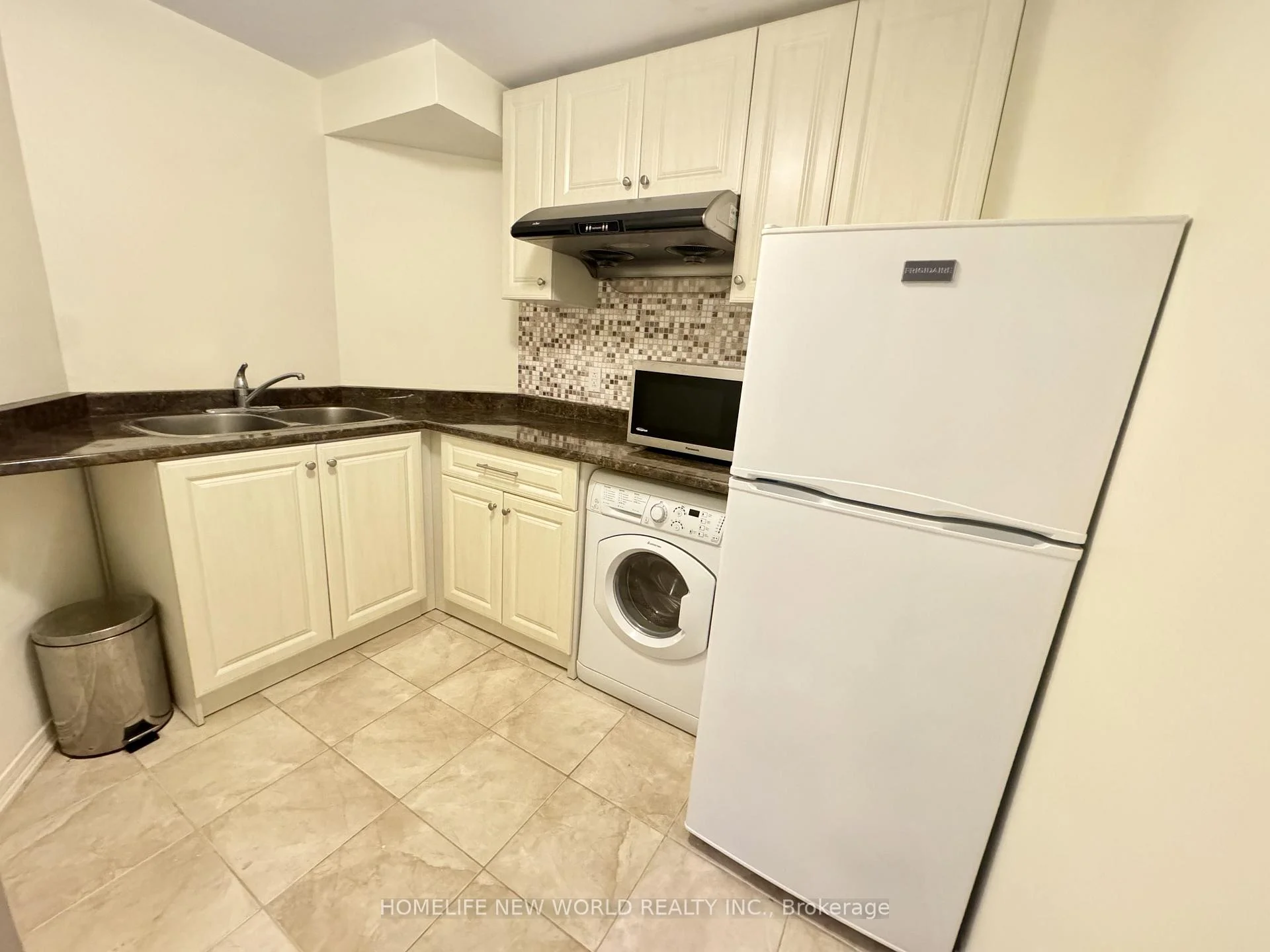 Photo 68 of 2326 Yorktown Circle, Mississauga, Central Erin Mills — HOMEH