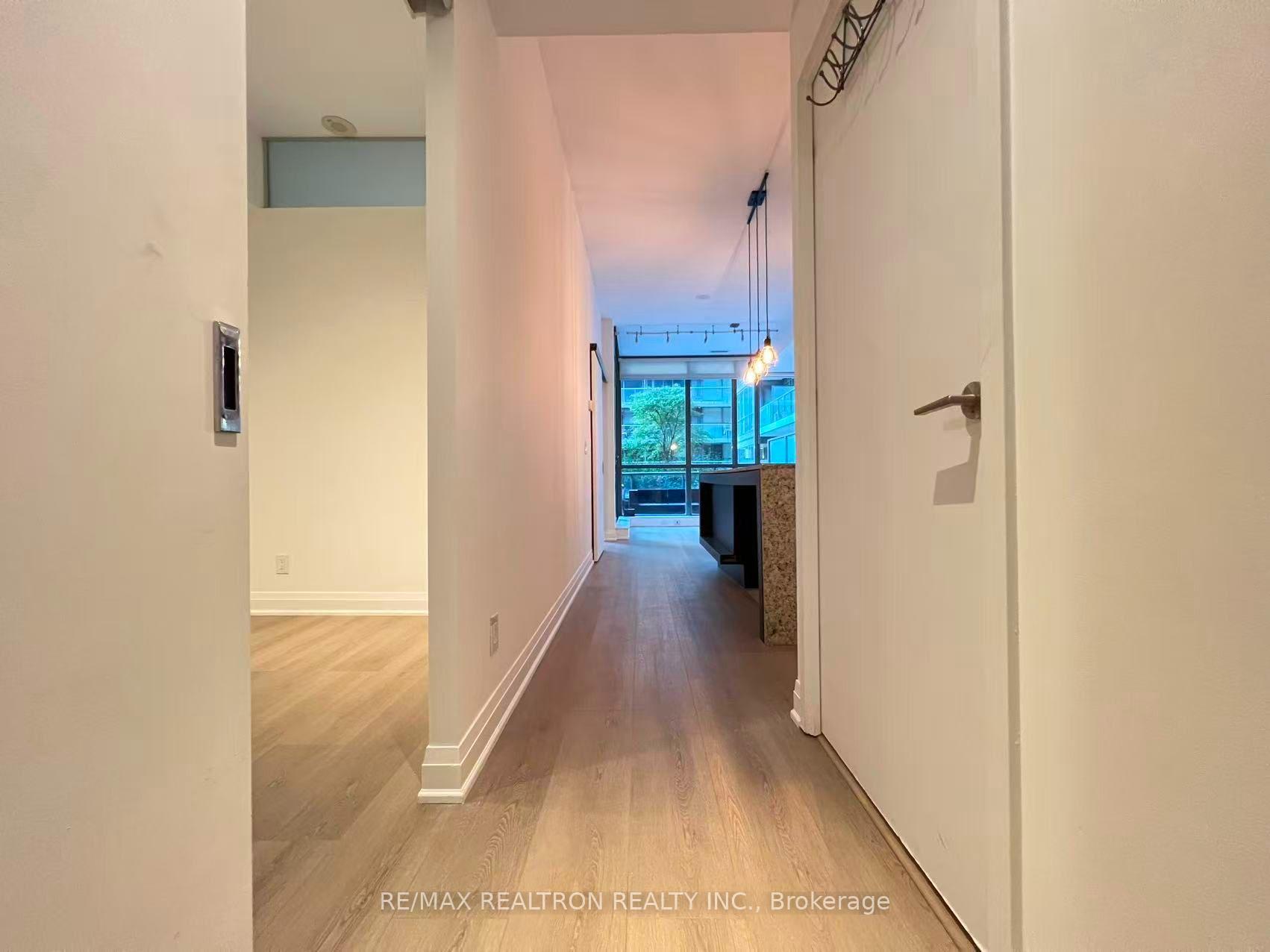 Photo 4 of Unit 214, 8 Charlotte Street, Toronto, Waterfront Communities — HOMEH