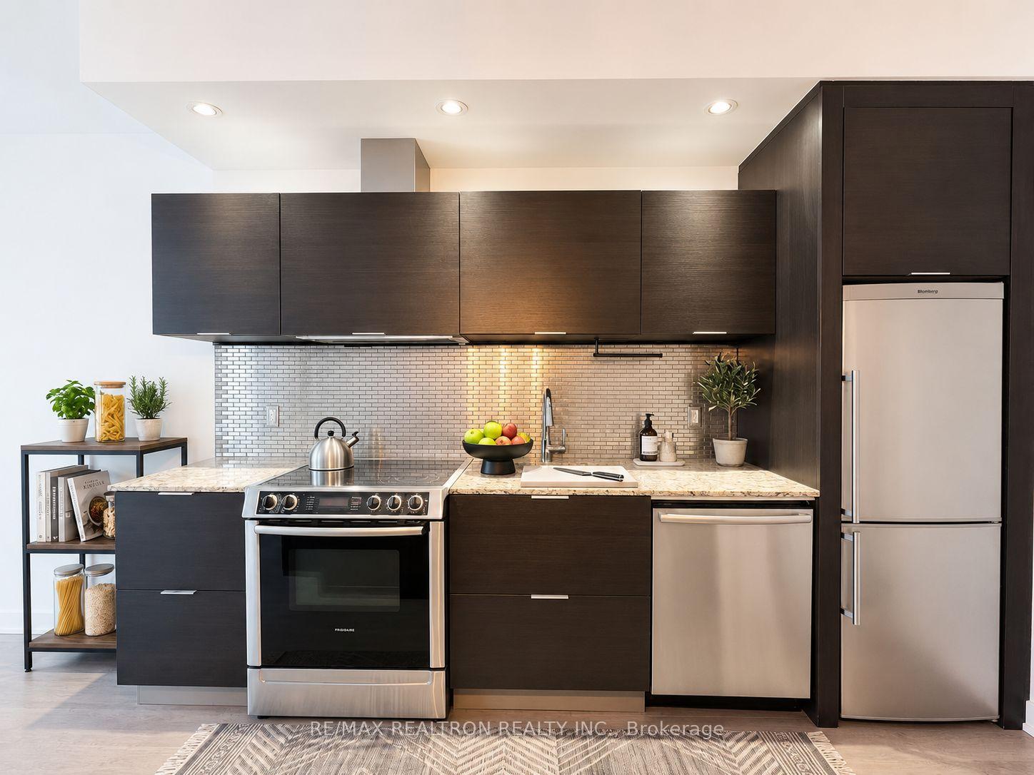 Photo 6 of Unit 214, 8 Charlotte Street, Toronto, Waterfront Communities — HOMEH