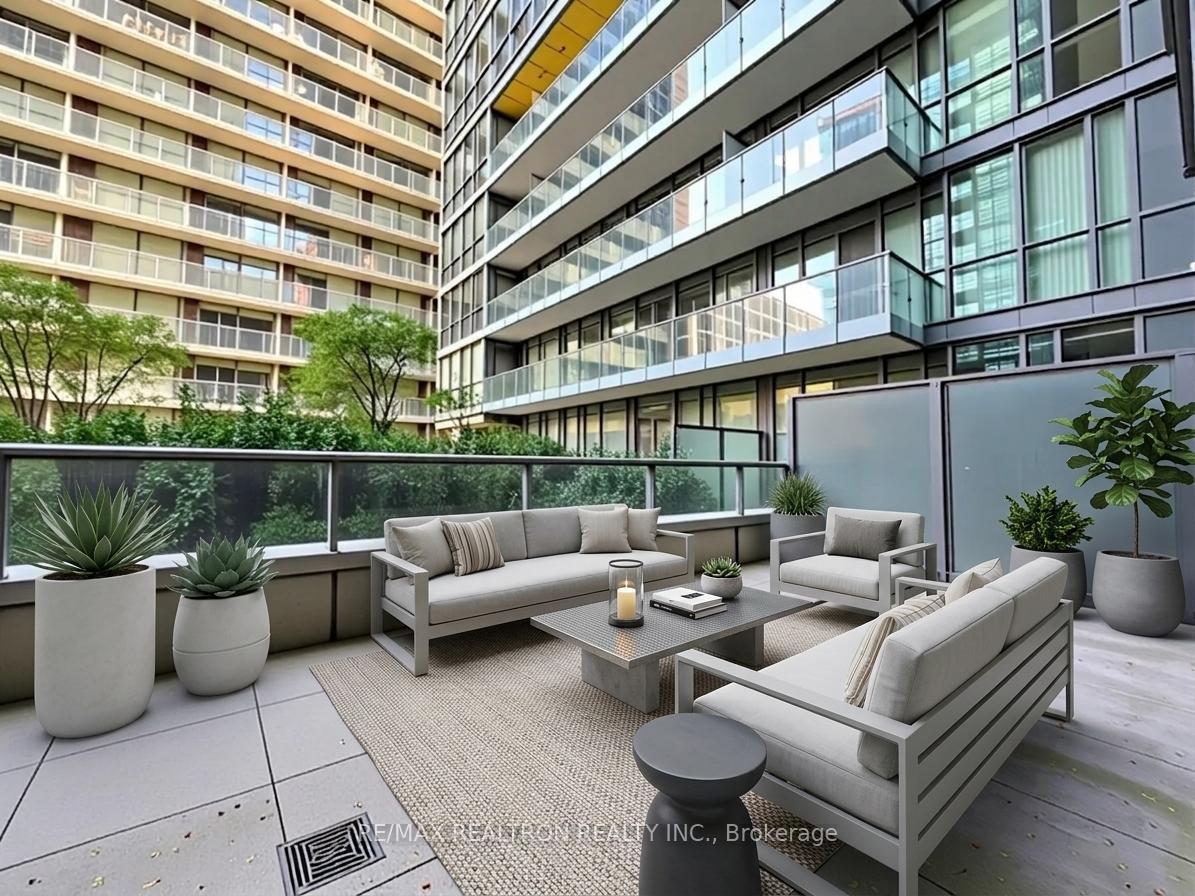 Photo 12 of Unit 214, 8 Charlotte Street, Toronto, Waterfront Communities — HOMEH
