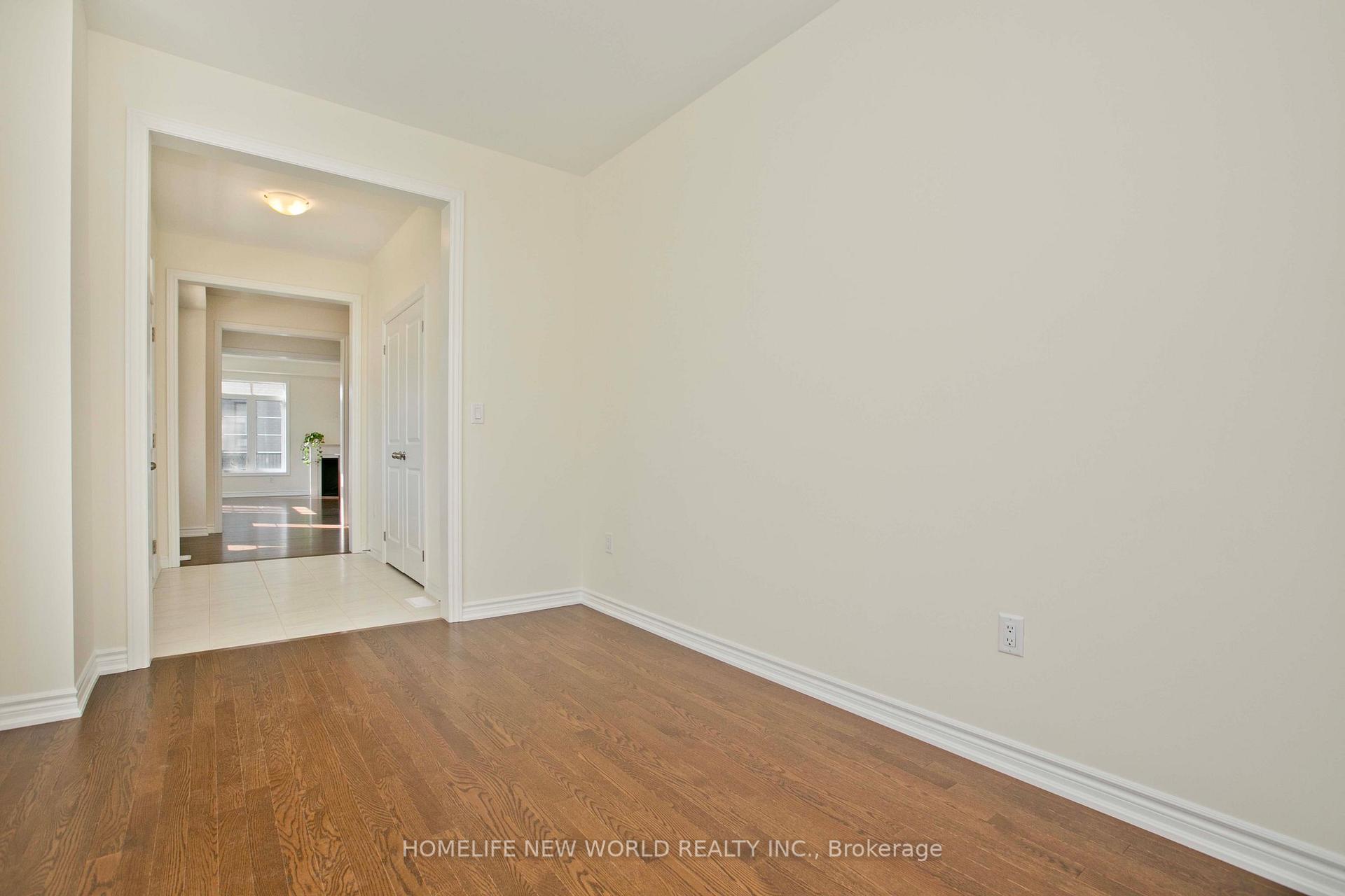 Photo 10 of 1864 Irish Moss Square, Pickering, Rural Pickering — HOMEH
