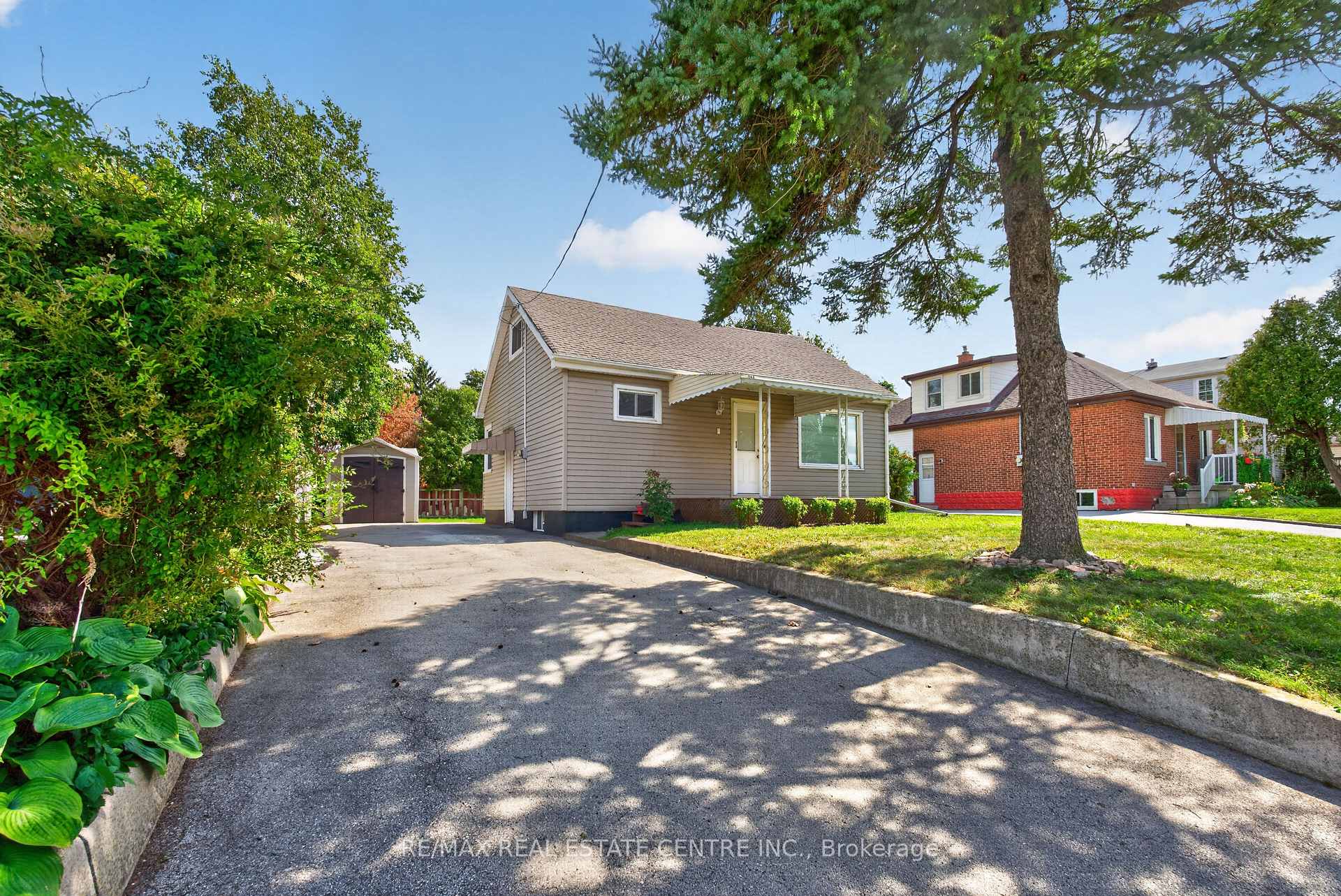 Photo 3 of 243 West 19th Street, Hamilton, Buchanan — HOMEH