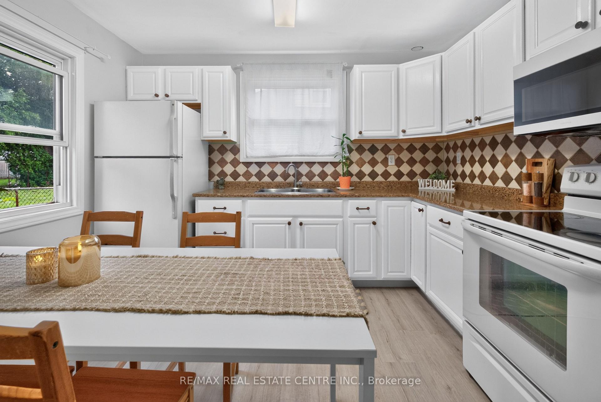 Photo 17 of 243 West 19th Street, Hamilton, Buchanan — HOMEH