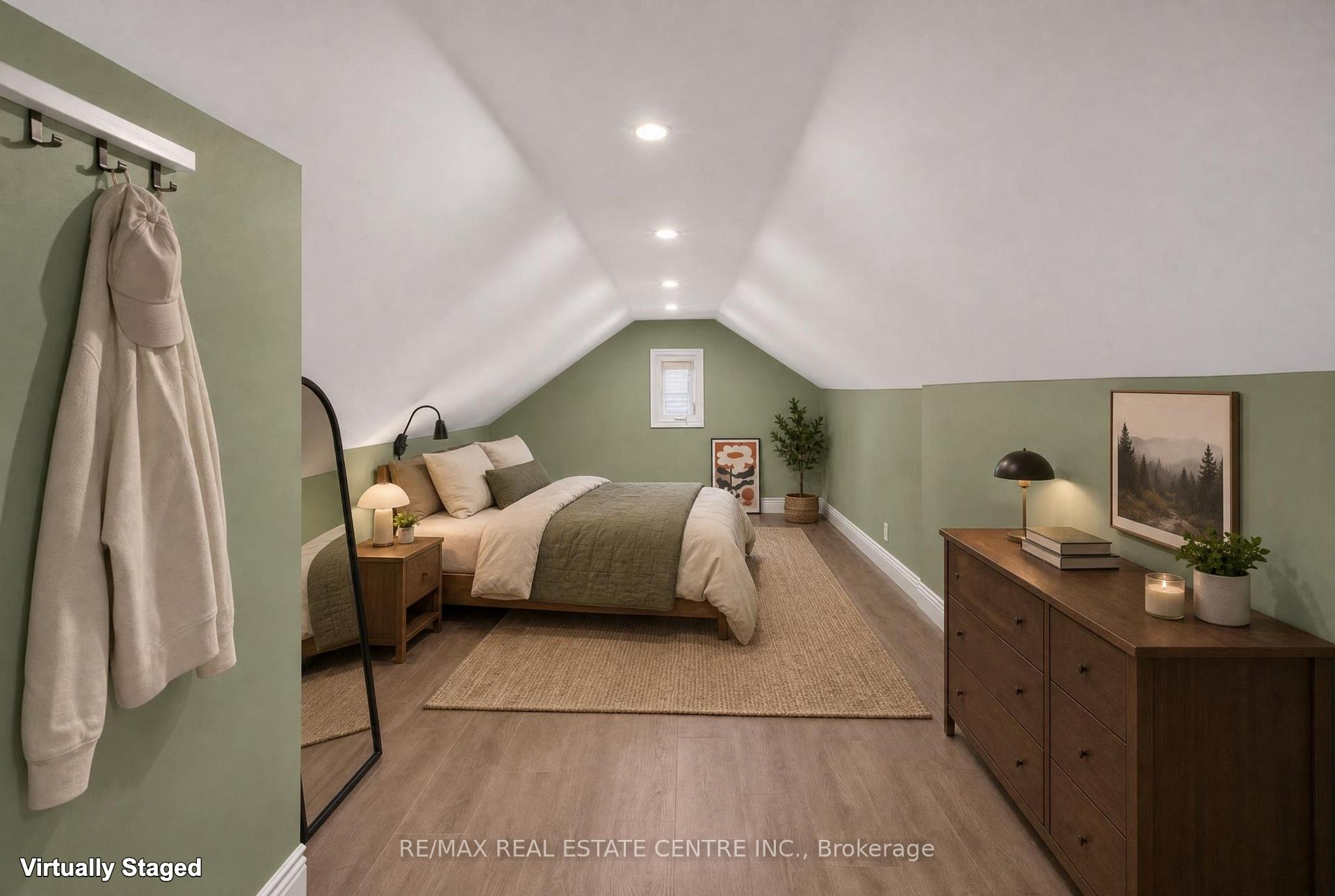 Photo 35 of 243 West 19th Street, Hamilton, Buchanan — HOMEH
