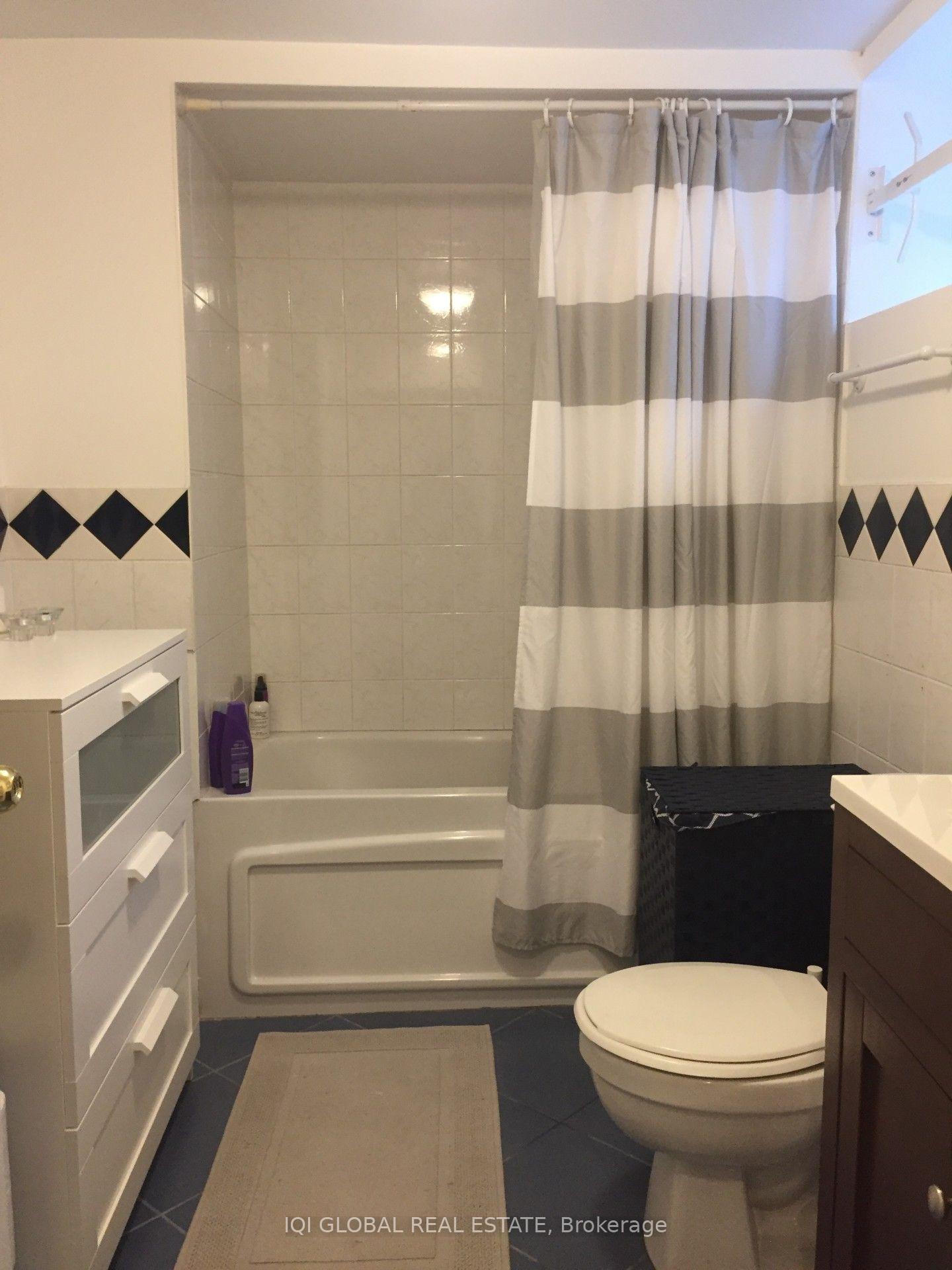 Photo 5 of Unit Basement Unit, 34 Barton Avenue, Toronto, The Annex — HOMEH