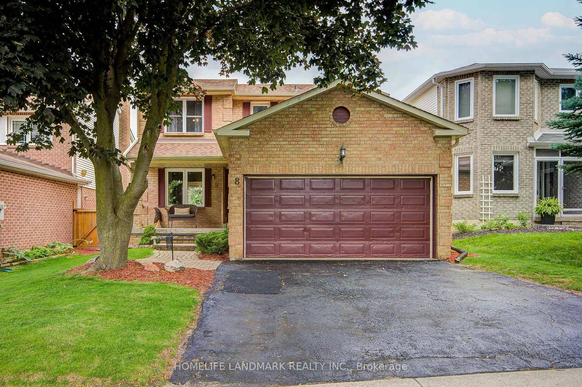 Photo 1 of 8 Closs Square, Aurora, Aurora Village — HOMEH