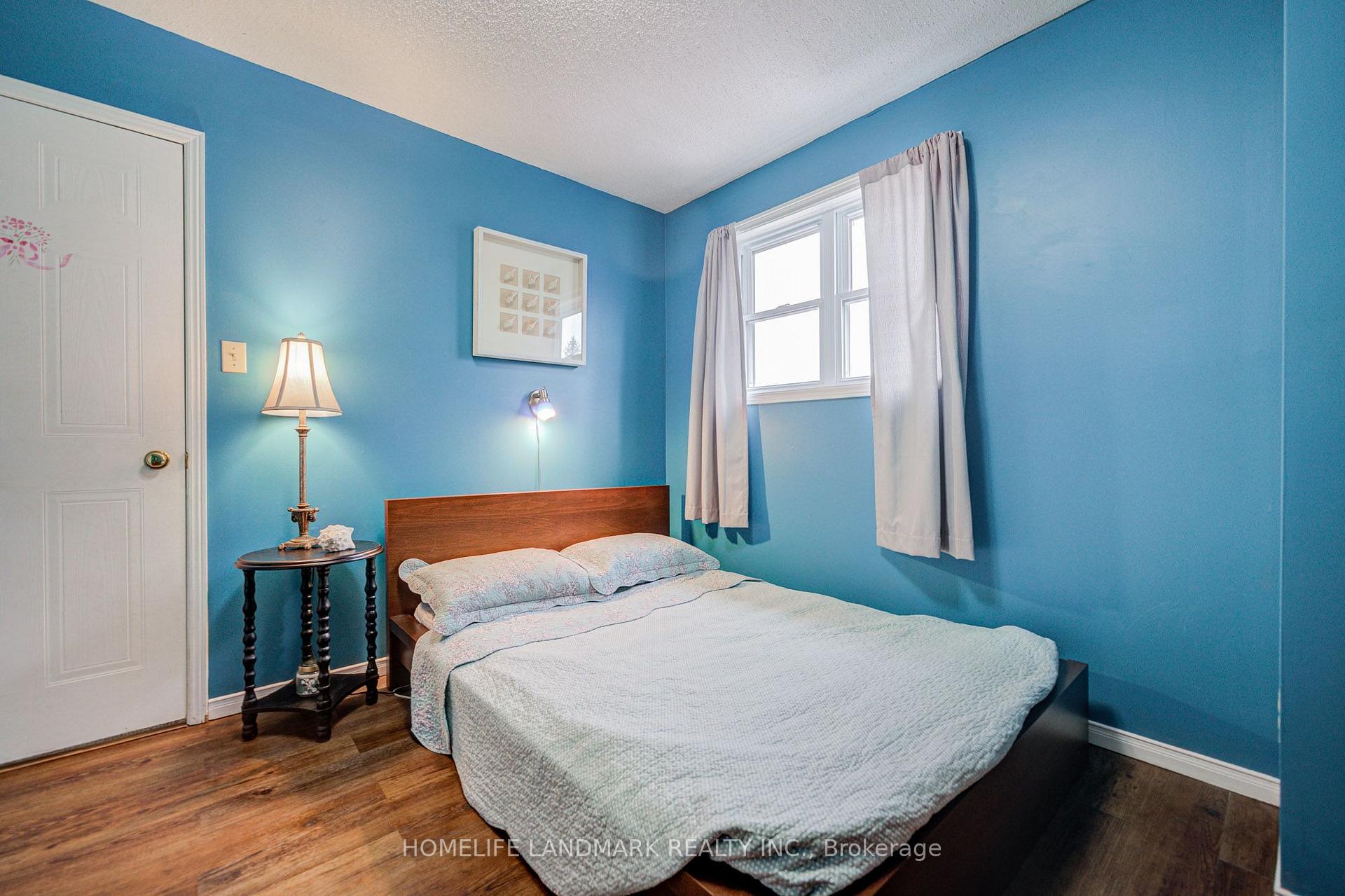 Photo 9 of 8 Closs Square, Aurora, Aurora Village — HOMEH
