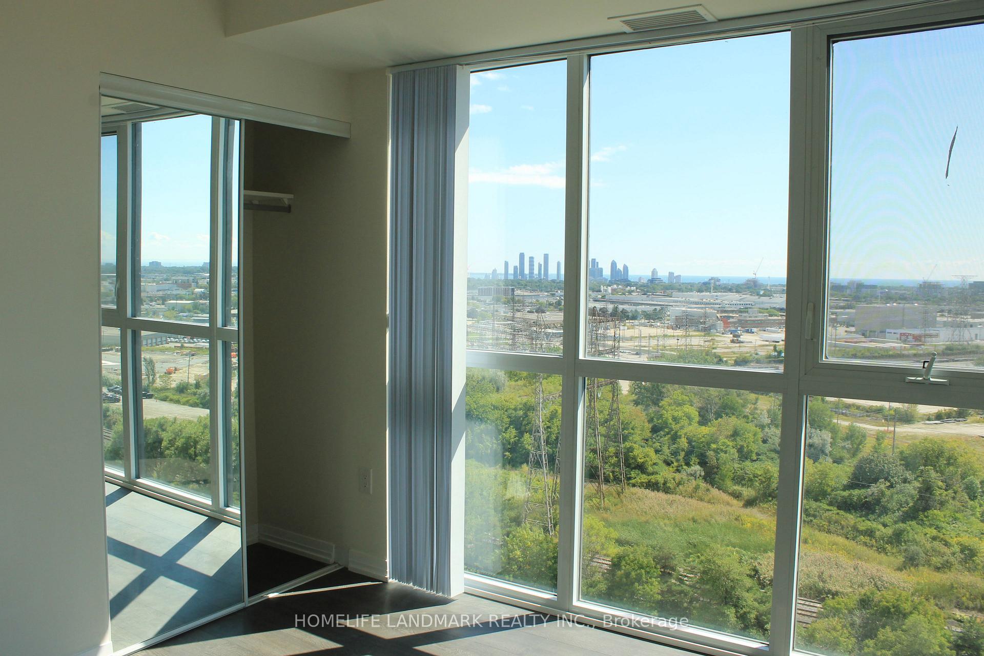 Photo 8 of Unit 1202, 50 Thomas Riley Road, Etobicoke, Islington-City Centre West — HOMEH