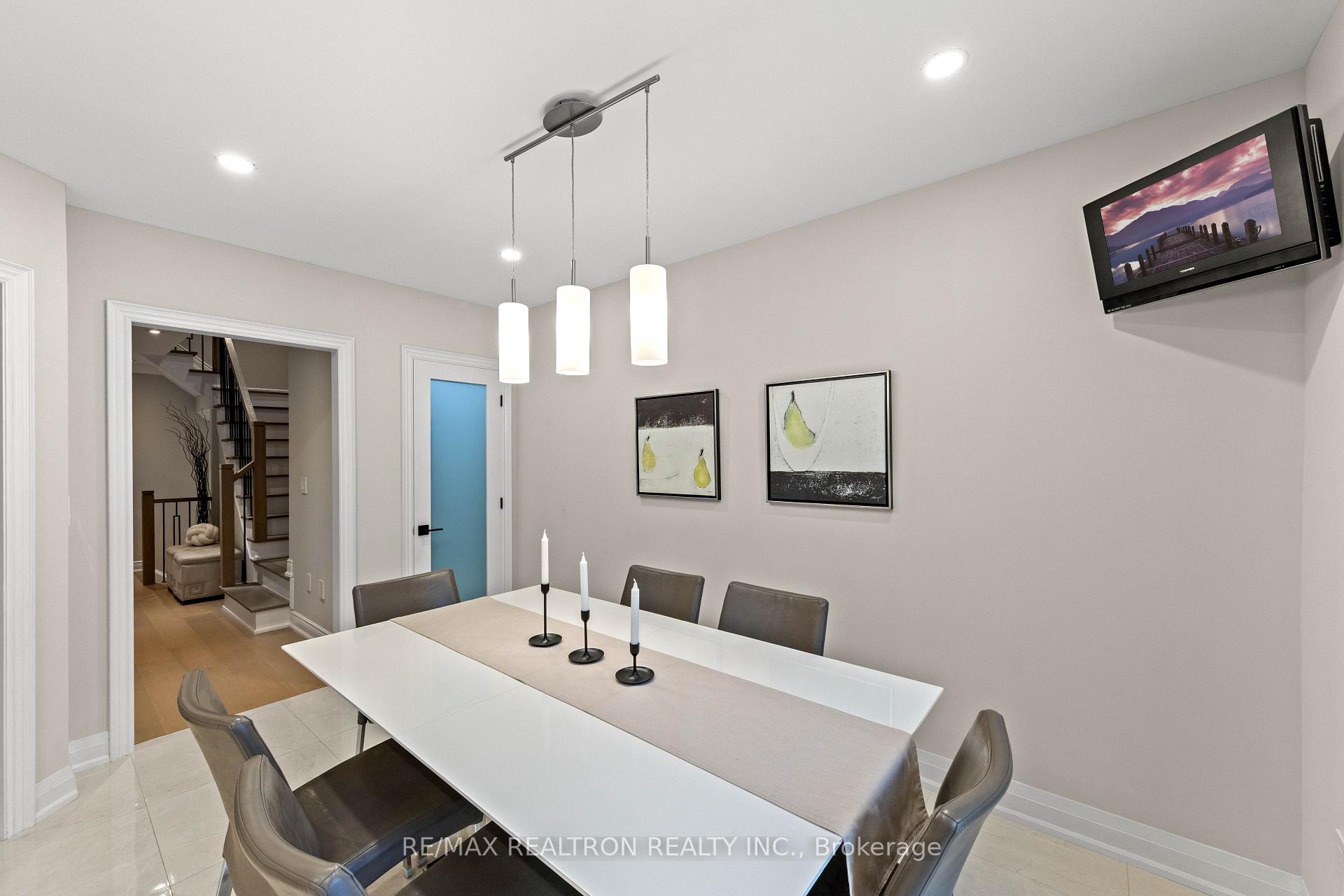Photo 10 of 50 Stone Palace Way, Vaughan, Sonoma Heights — HOMEH
