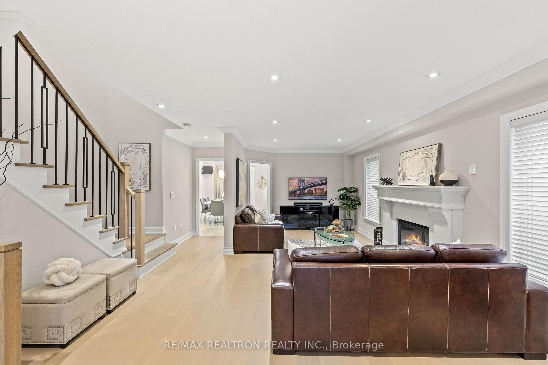 Photo 12 of 50 Stone Palace Way, Vaughan, Sonoma Heights — HOMEH