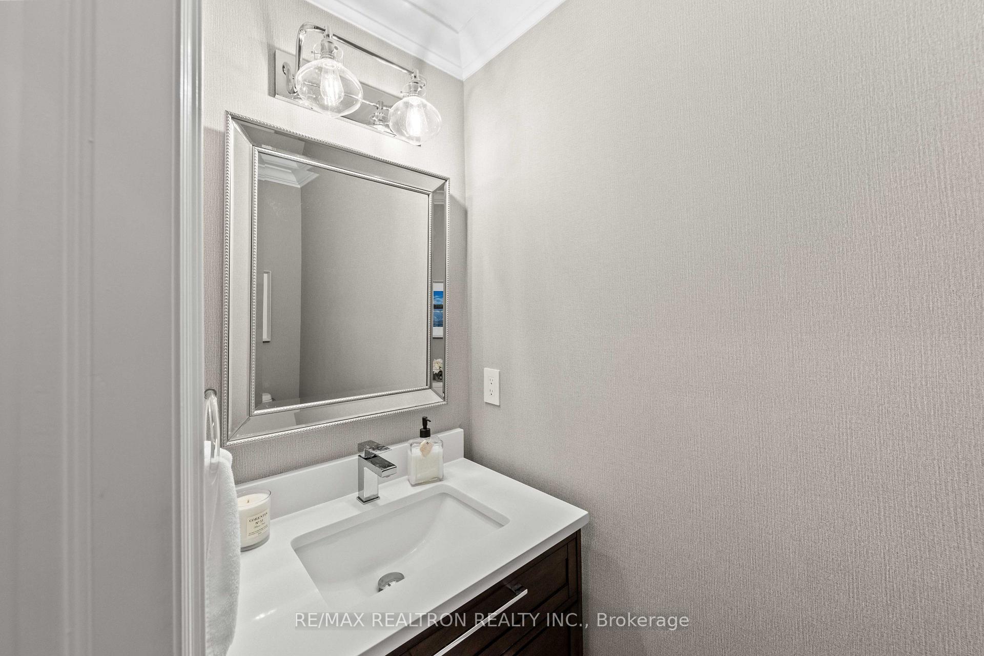 Photo 18 of 50 Stone Palace Way, Vaughan, Sonoma Heights — HOMEH
