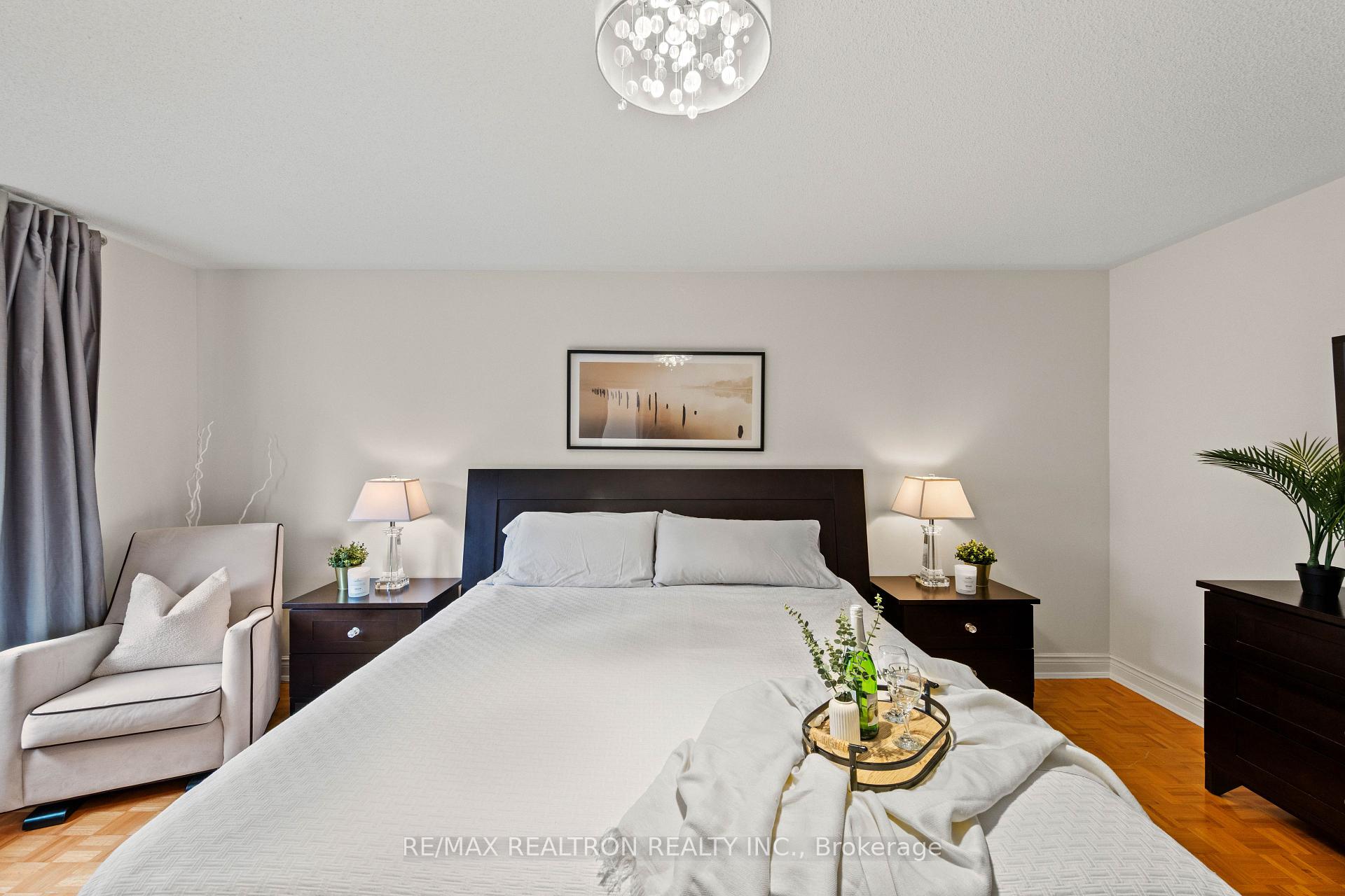 Photo 22 of 50 Stone Palace Way, Vaughan, Sonoma Heights — HOMEH