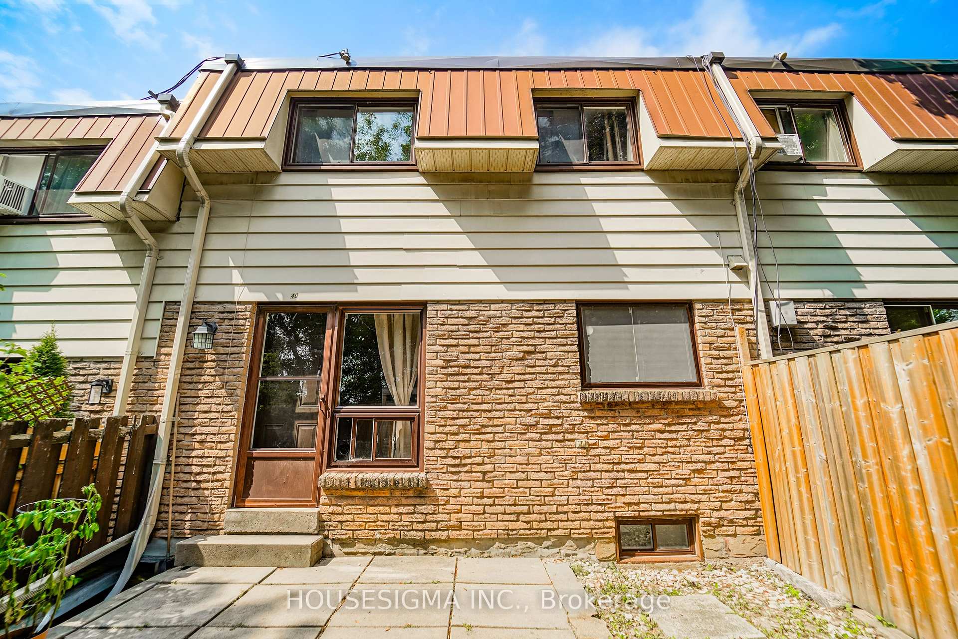 Photo 2 of Unit 40, 506 Normandy Street, Oshawa, Central — HOMEH