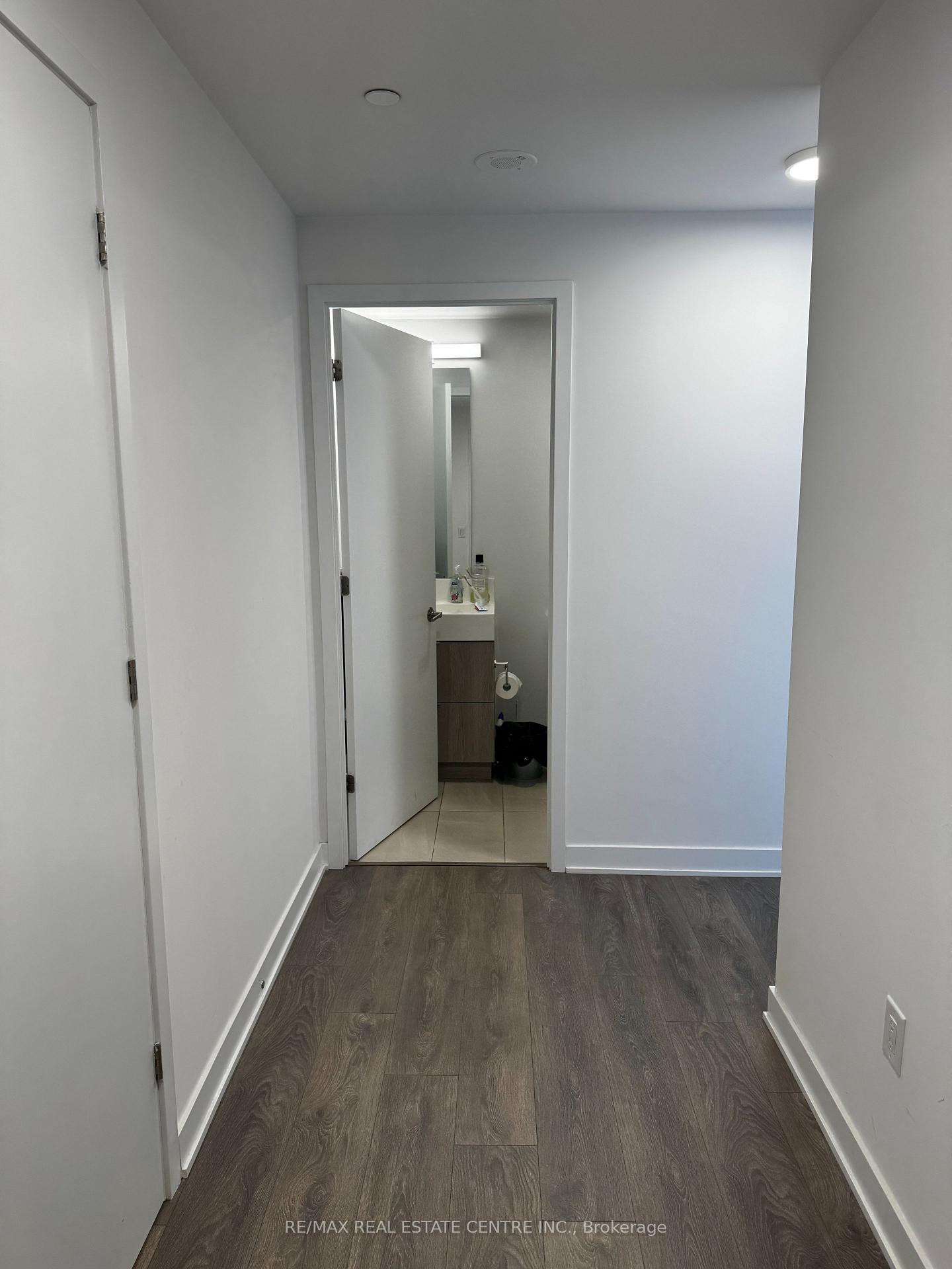 Photo 3 of Unit 2312, 130 River Street, Toronto, Regent Park — HOMEH