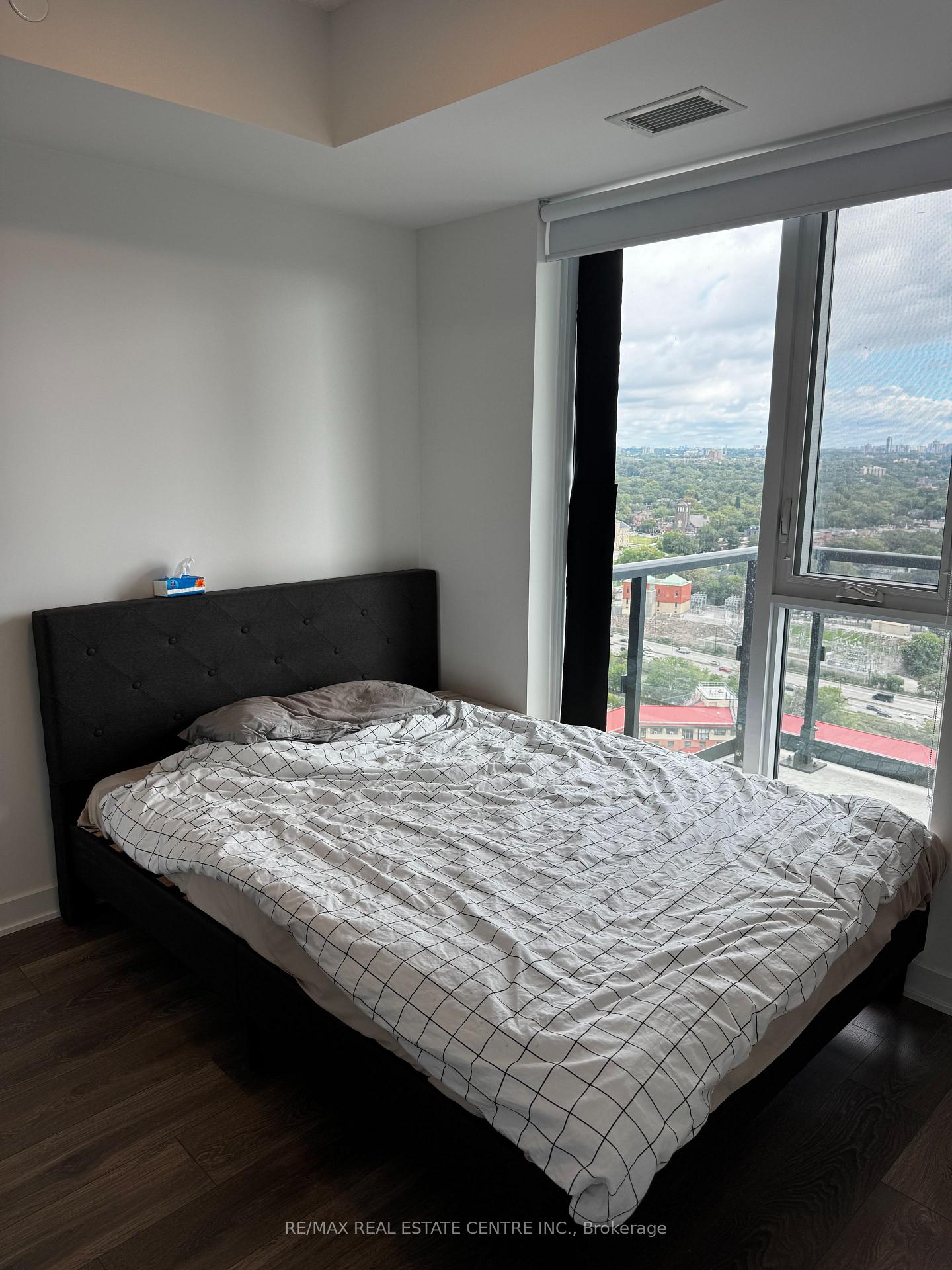 Photo 12 of Unit 2312, 130 River Street, Toronto, Regent Park — HOMEH