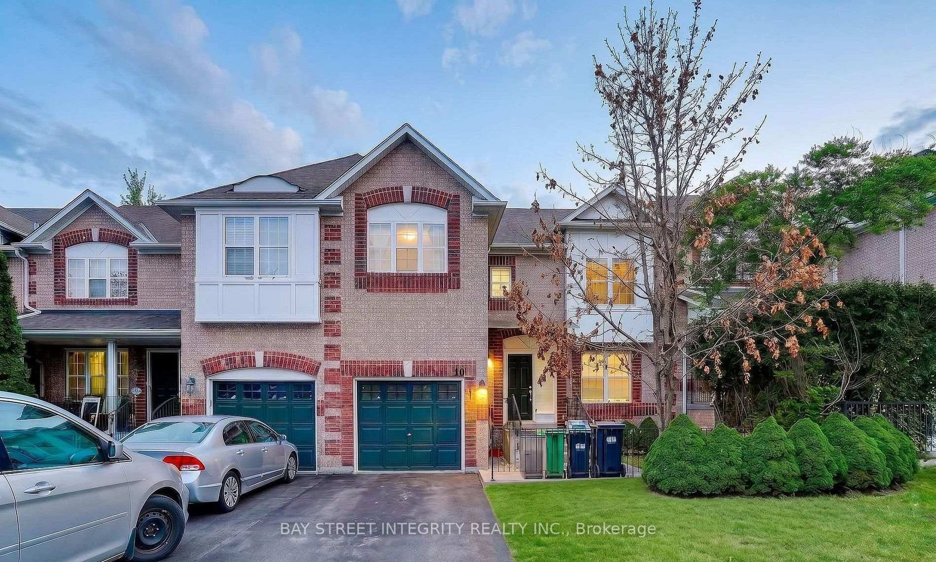 Front of Unit 10, Upper 199 Hillcrest Avenue