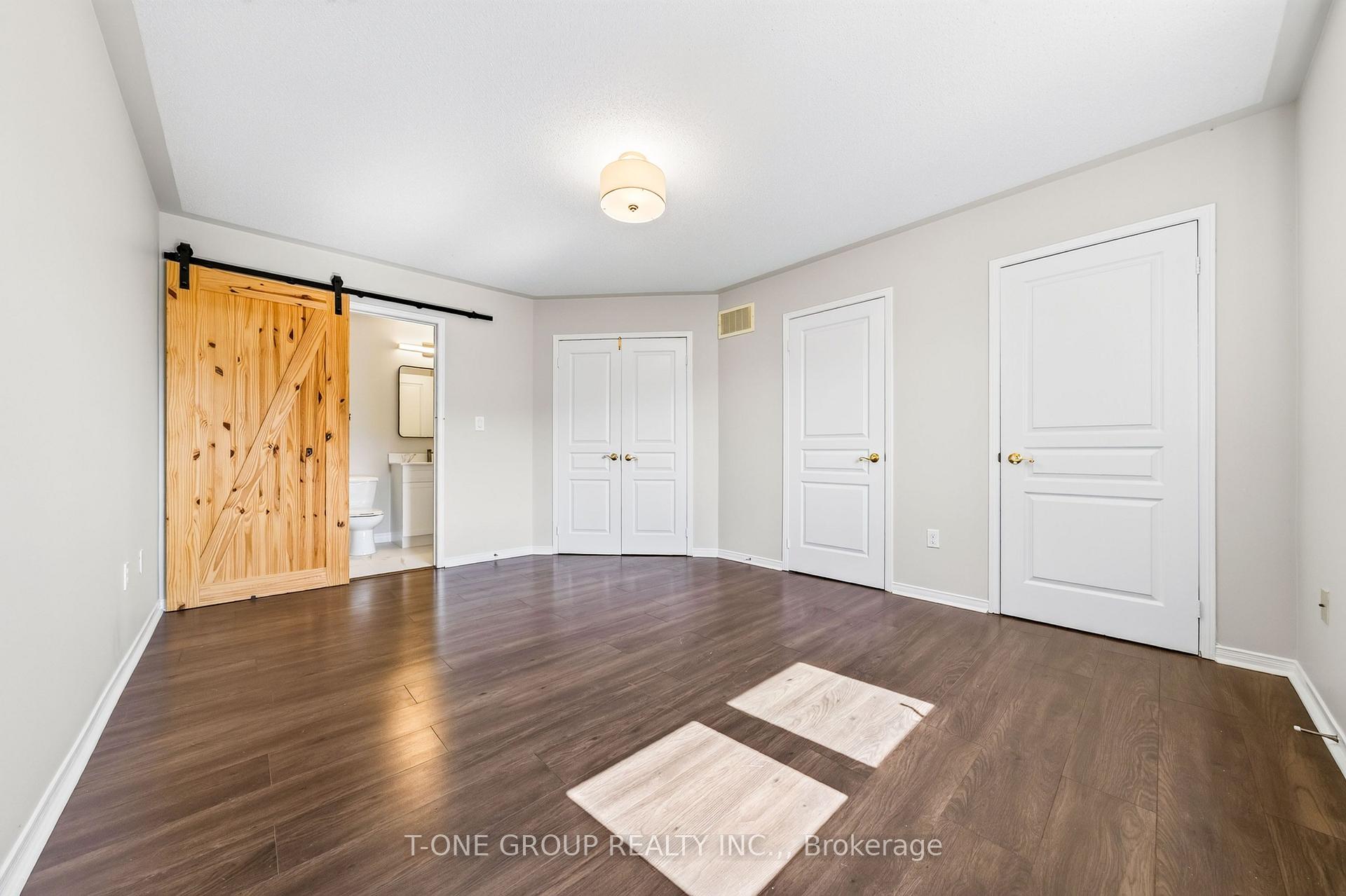 Photo 19 of 55 Rainbow Valley Crescent, Markham, Greensborough — HOMEH