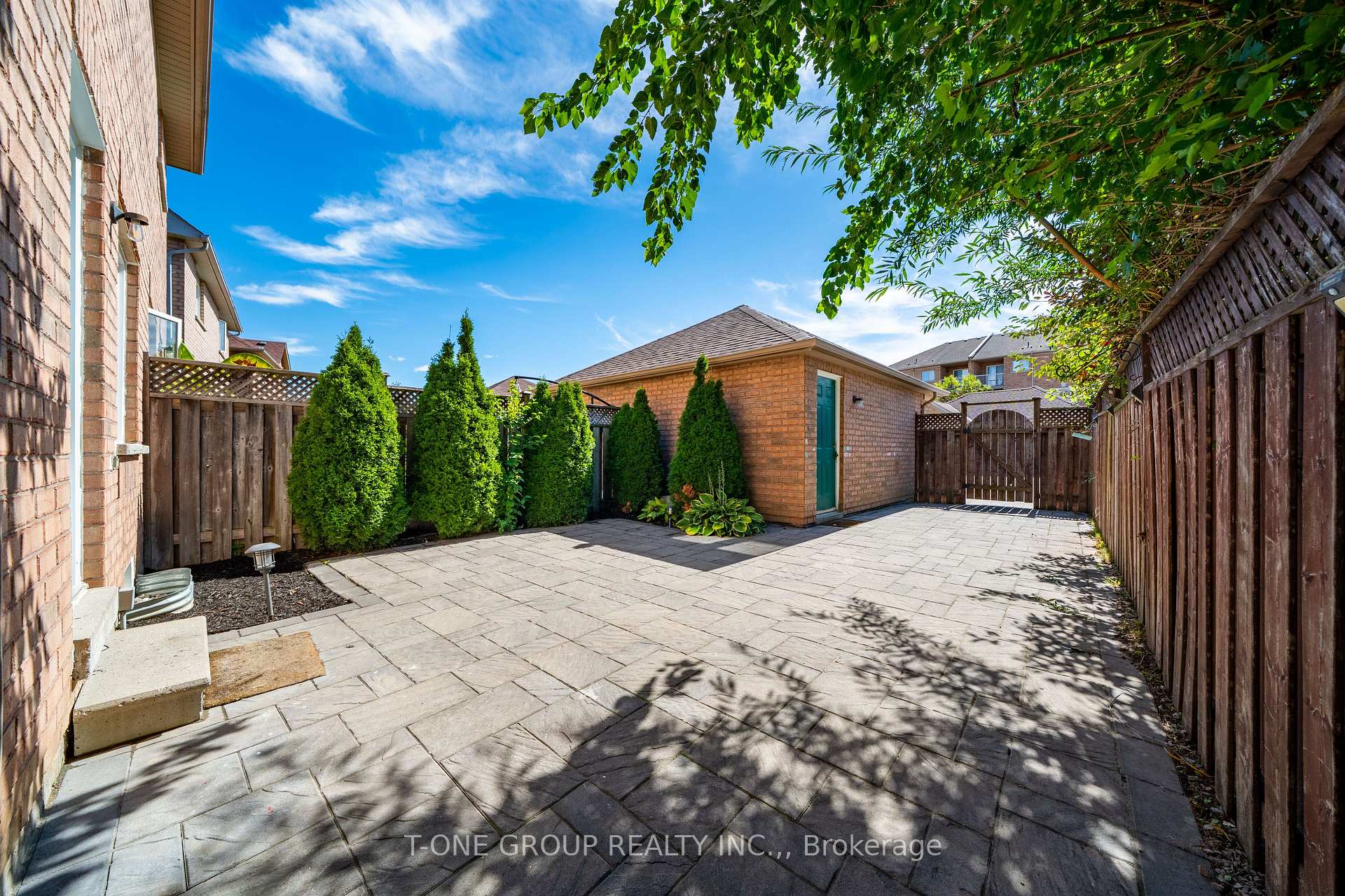 Photo 34 of 55 Rainbow Valley Crescent, Markham, Greensborough — HOMEH
