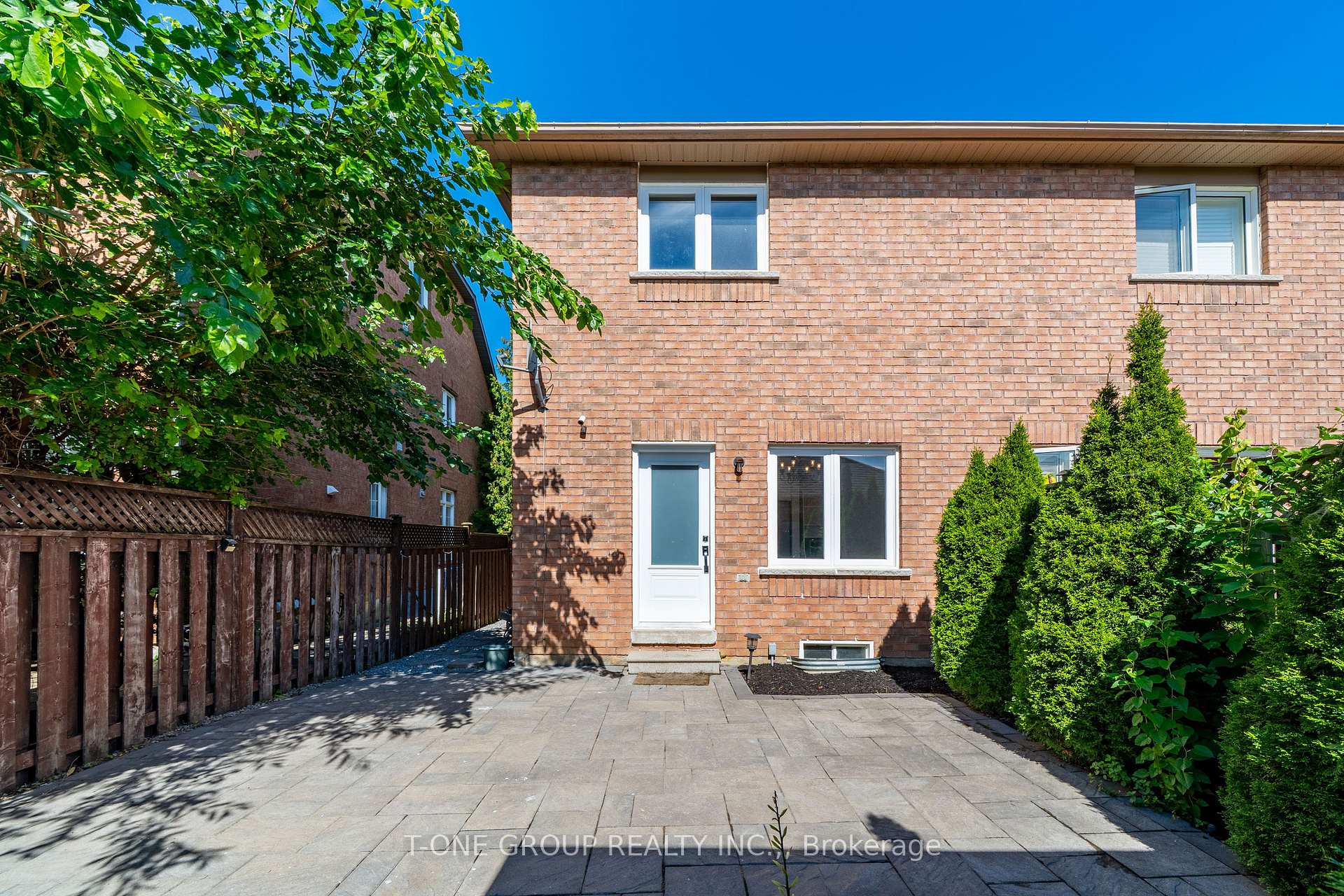 Photo 37 of 55 Rainbow Valley Crescent, Markham, Greensborough — HOMEH