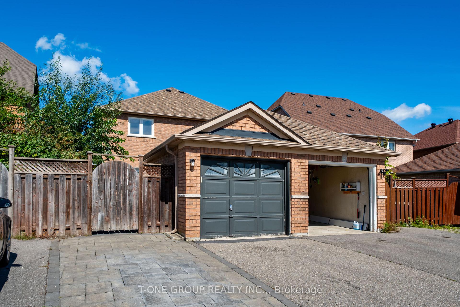 Photo 38 of 55 Rainbow Valley Crescent, Markham, Greensborough — HOMEH