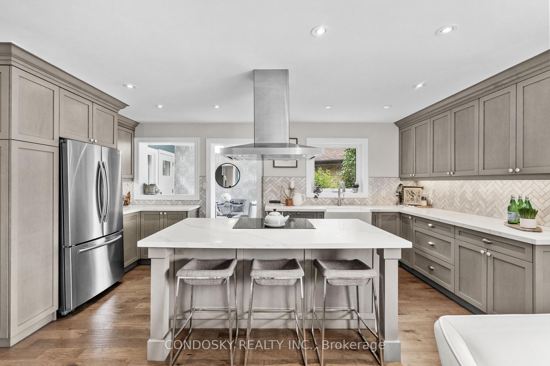 Photo 1 of 15 Gibbons Place, Halton Hills, Georgetown — HOMEH