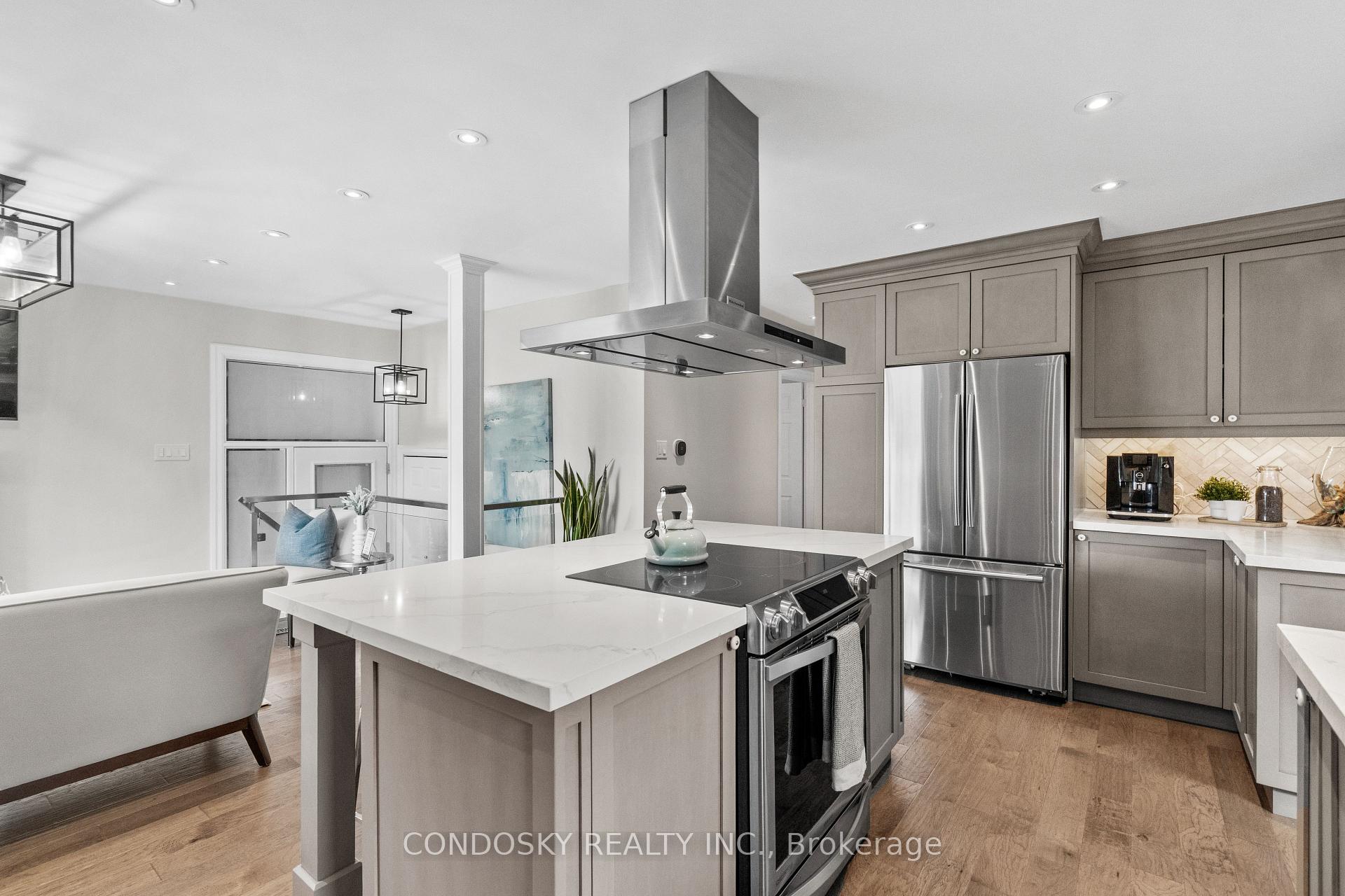 Photo 4 of 15 Gibbons Place, Halton Hills, Georgetown — HOMEH
