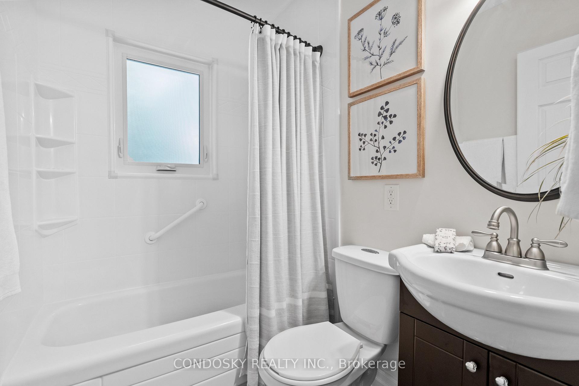 Photo 22 of 15 Gibbons Place, Halton Hills, Georgetown — HOMEH