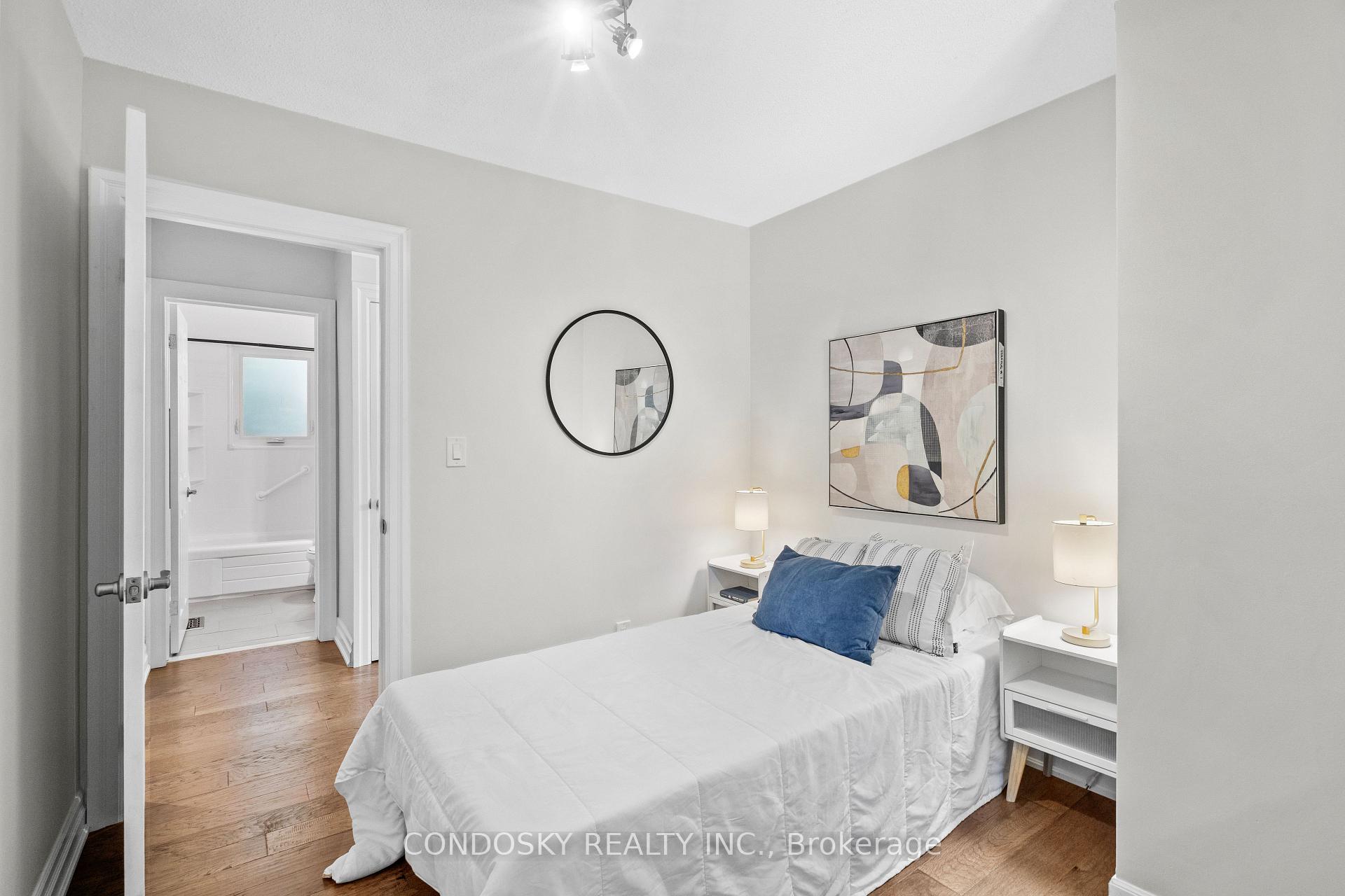 Photo 25 of 15 Gibbons Place, Halton Hills, Georgetown — HOMEH