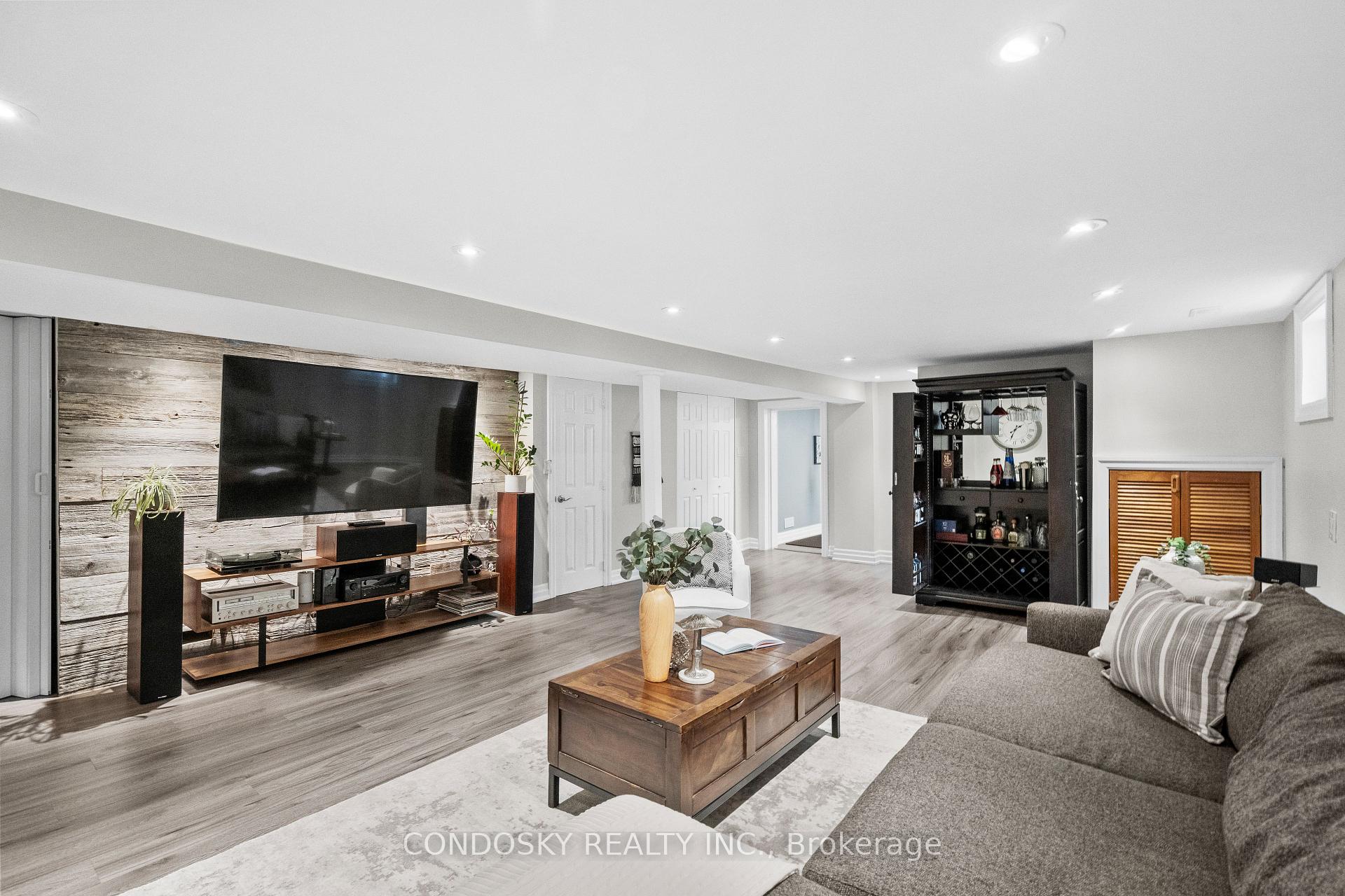 Photo 29 of 15 Gibbons Place, Halton Hills, Georgetown — HOMEH