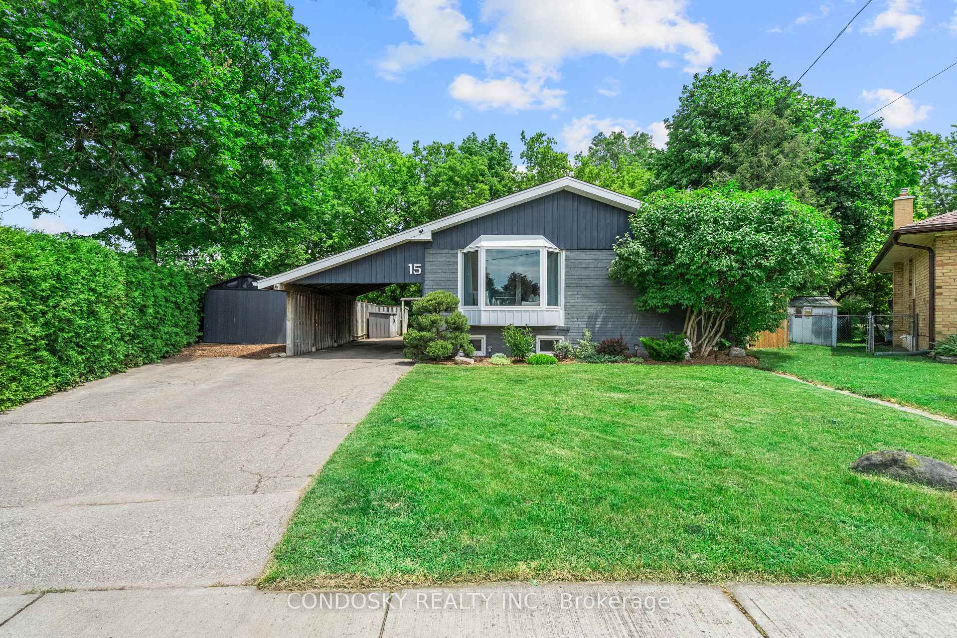 Photo 39 of 15 Gibbons Place, Halton Hills, Georgetown — HOMEH