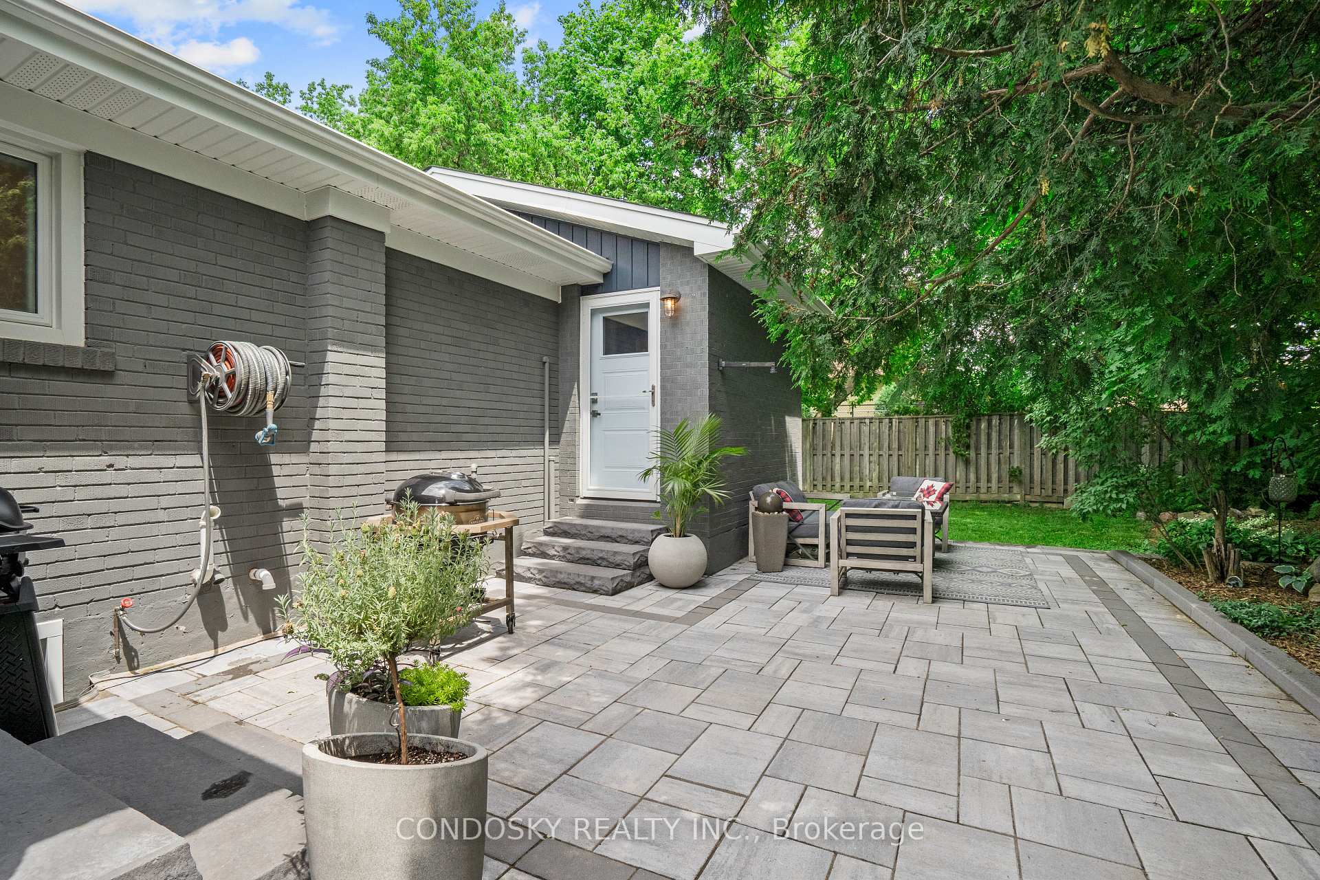 Photo 45 of 15 Gibbons Place, Halton Hills, Georgetown — HOMEH