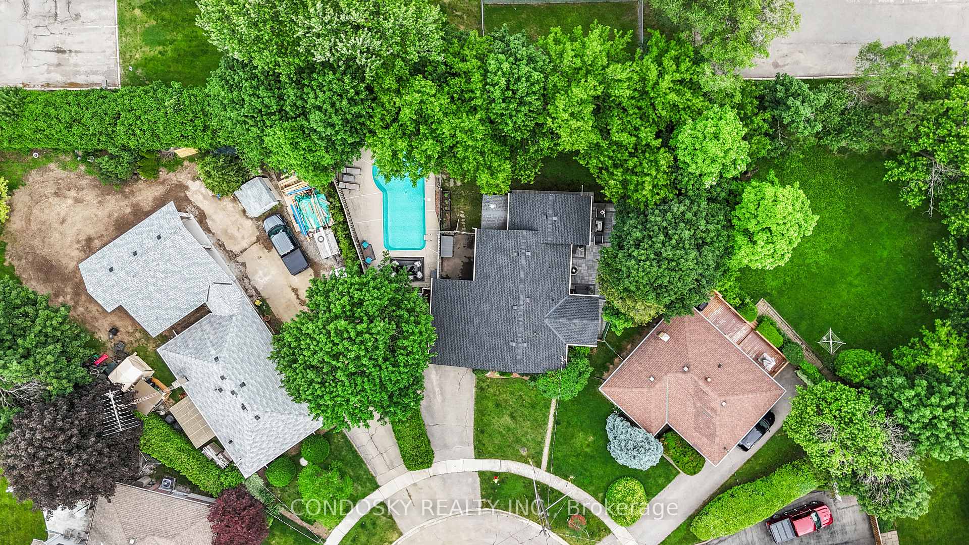 Photo 49 of 15 Gibbons Place, Halton Hills, Georgetown — HOMEH
