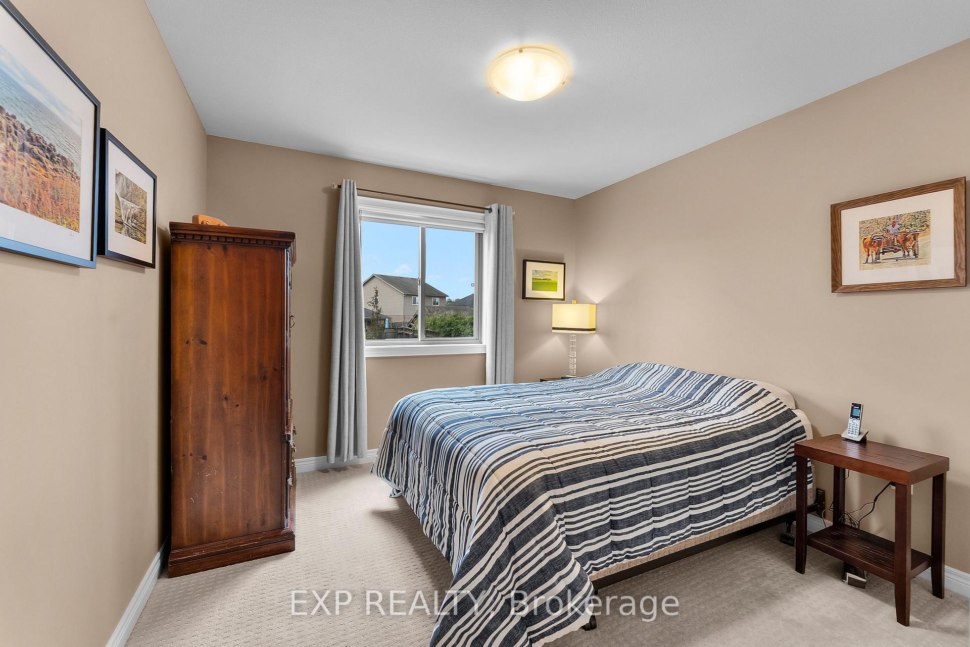 Photo 21 of 9148 Tapestry Court, Niagara Falls, Forestview — HOMEH