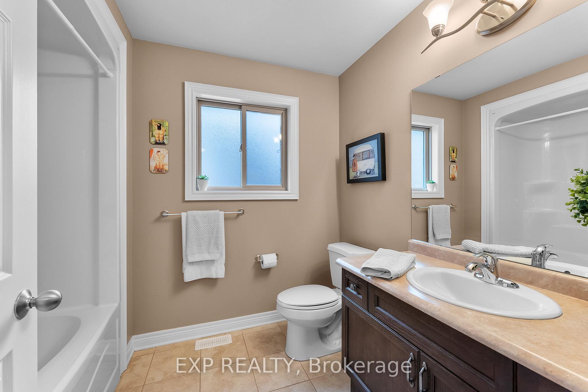 Photo 22 of 9148 Tapestry Court, Niagara Falls, Forestview — HOMEH