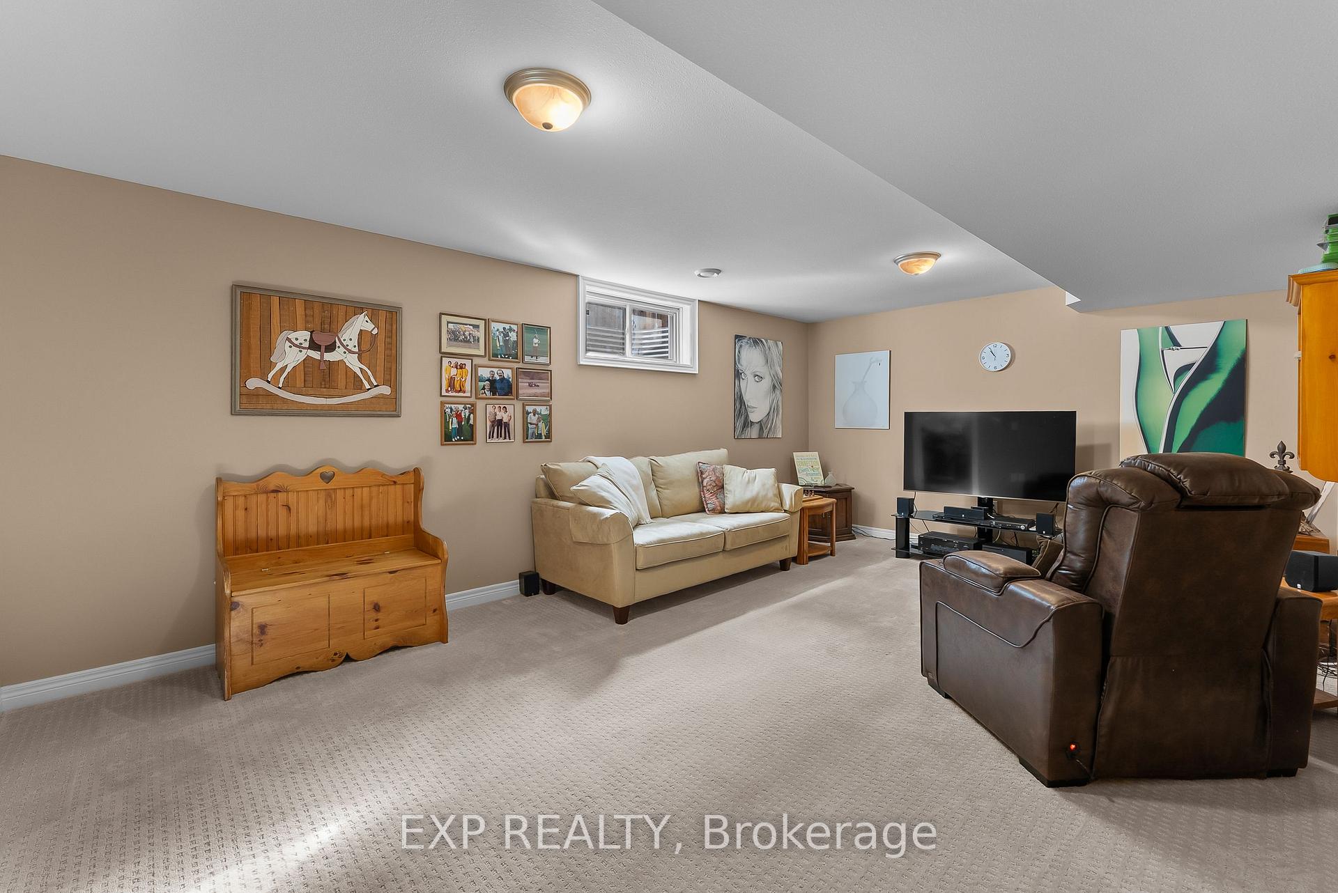 Photo 28 of 9148 Tapestry Court, Niagara Falls, Forestview — HOMEH