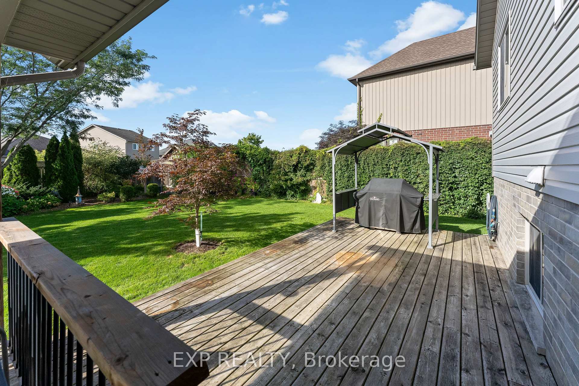 Photo 39 of 9148 Tapestry Court, Niagara Falls, Forestview — HOMEH