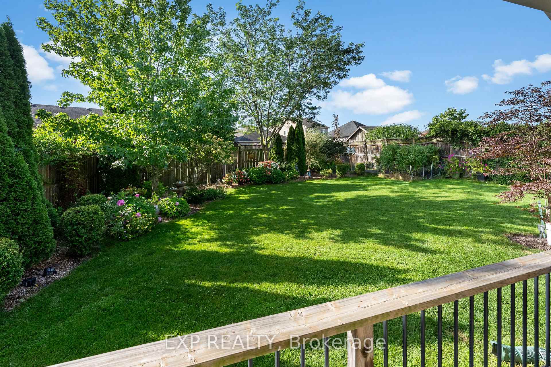 Photo 40 of 9148 Tapestry Court, Niagara Falls, Forestview — HOMEH