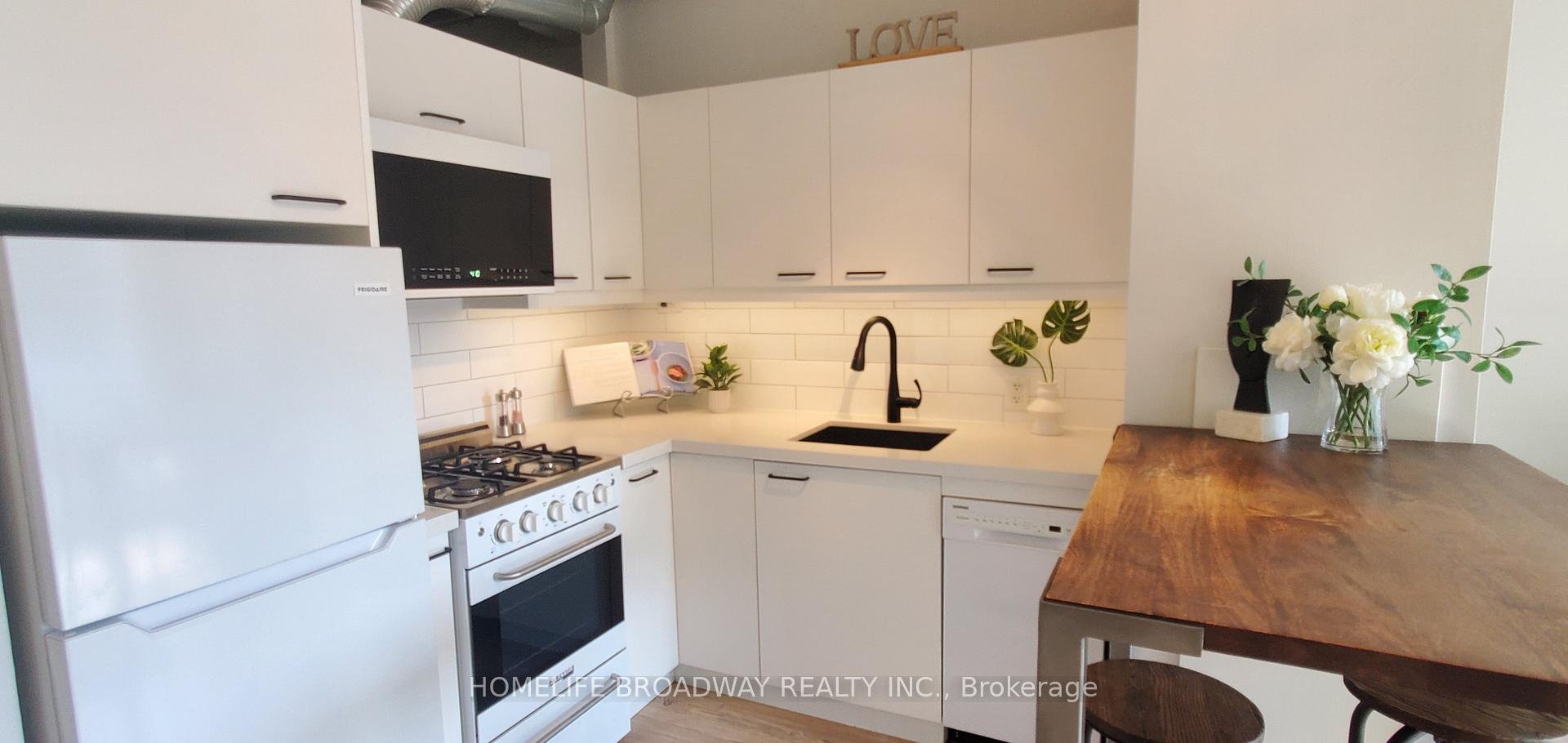 Photo 2 of Unit 303, 169 John Street, Toronto, Kensington-Chinatown — HOMEH