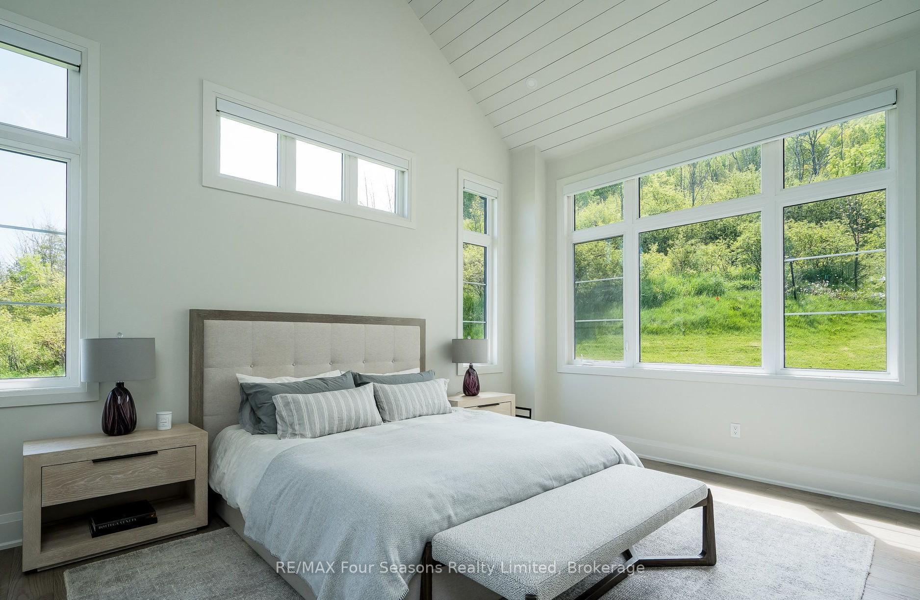 Photo 21 of 132 Dorothy Drive, Blue Mountains — HOMEH