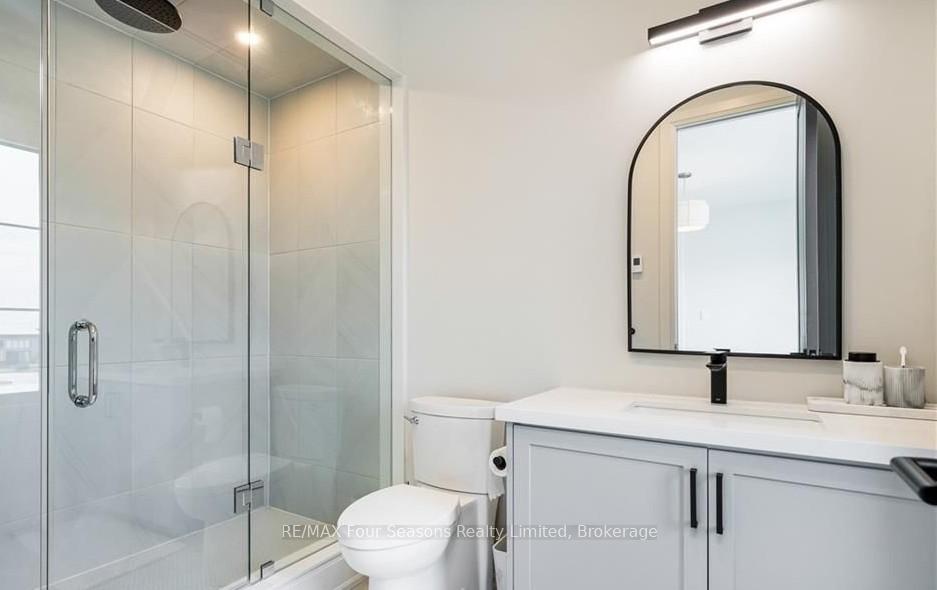 Photo 34 of 132 Dorothy Drive, Blue Mountains — HOMEH