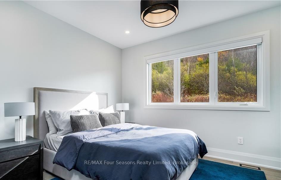 Photo 38 of 132 Dorothy Drive, Blue Mountains — HOMEH